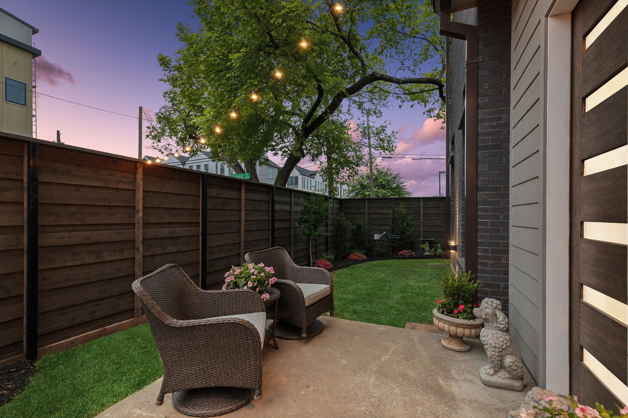 4327 Cabell Drive