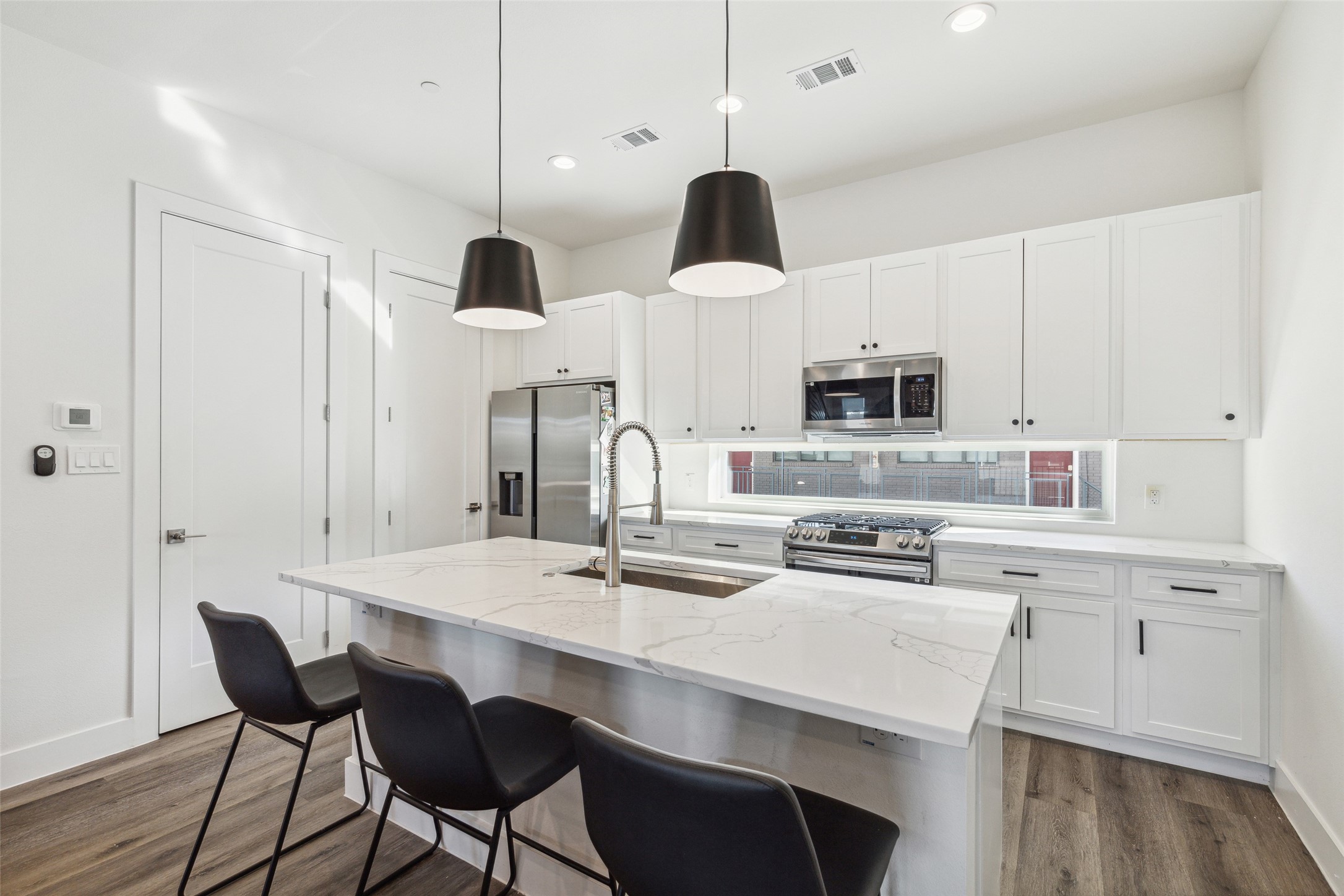 4640 Munger Avenue 107