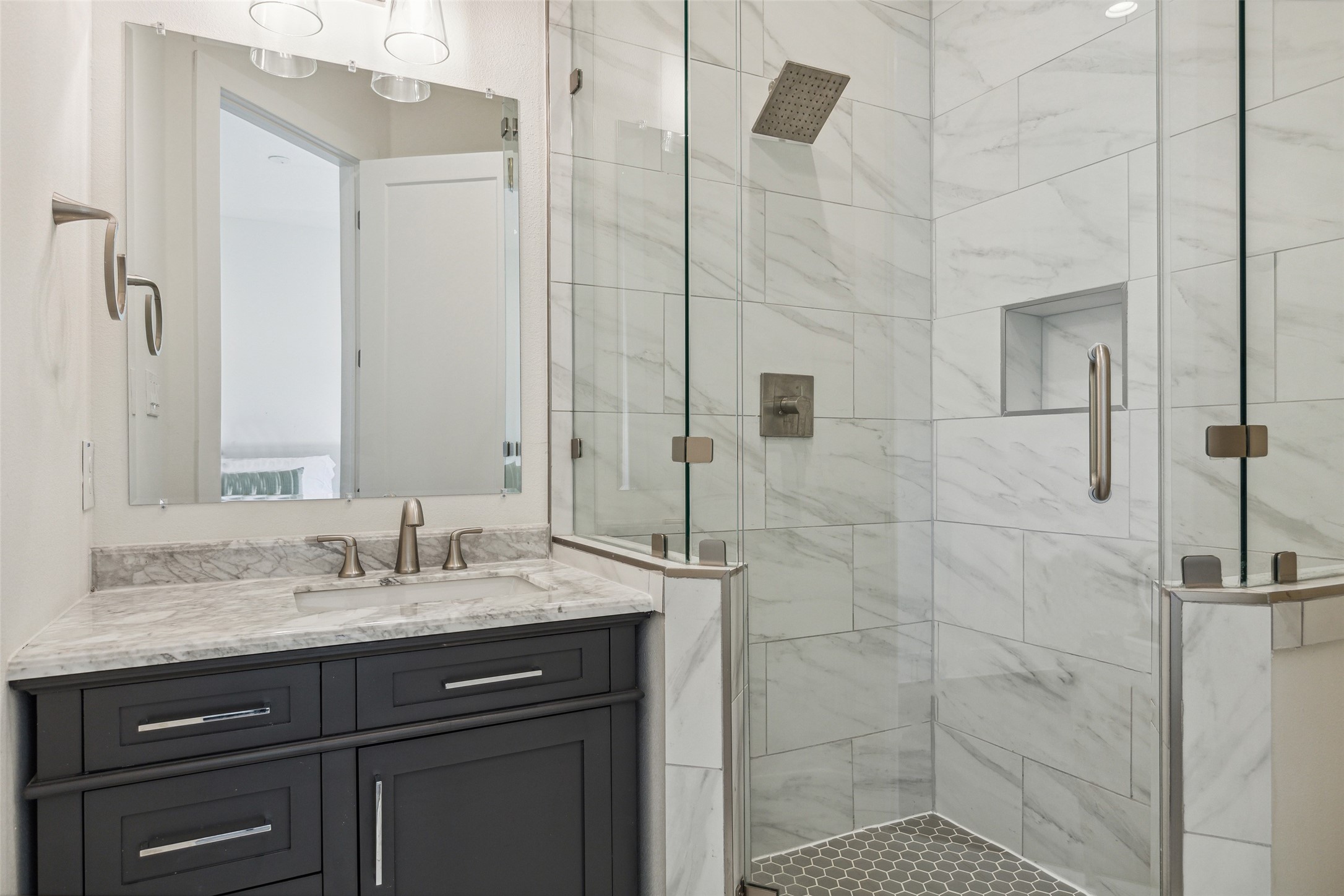 4640 Munger Avenue 107