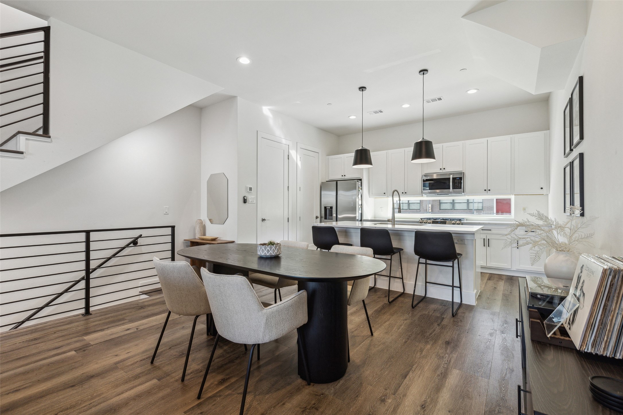 4640 Munger Avenue 107