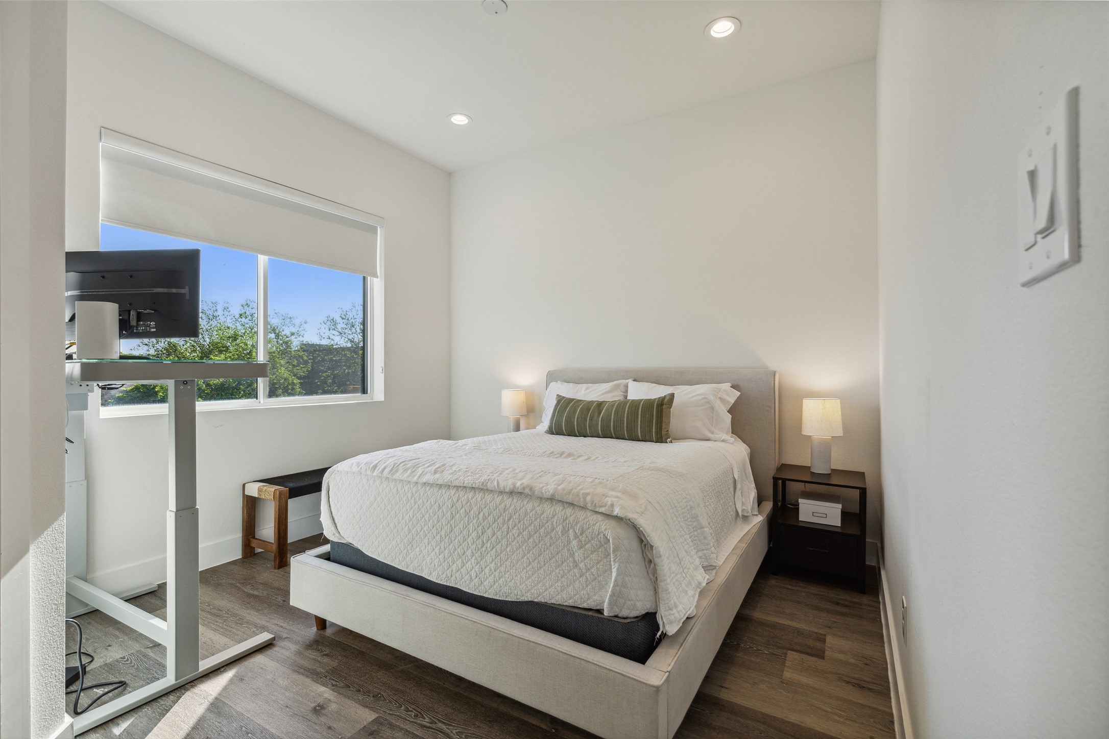 4640 Munger Avenue 107