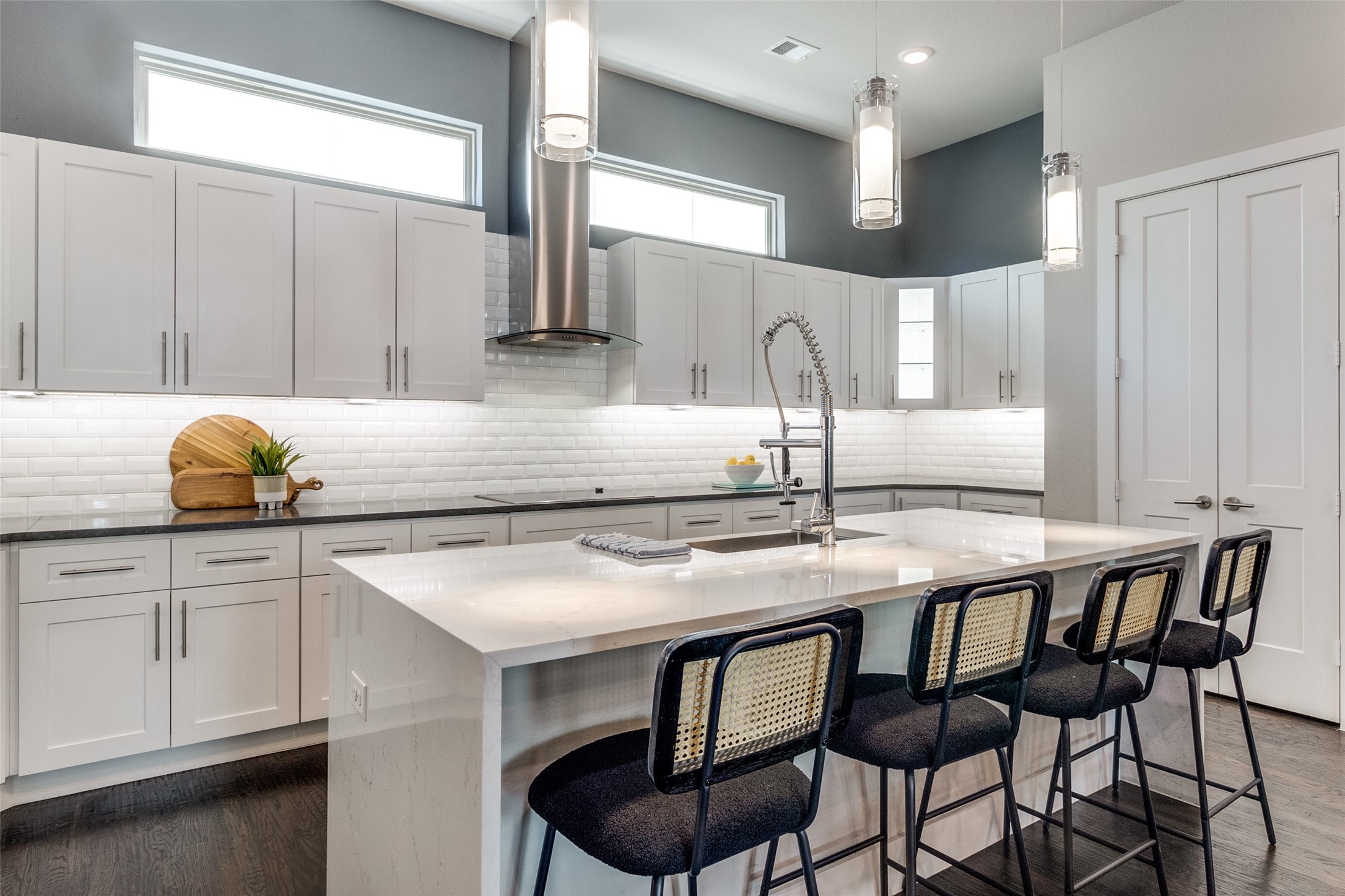 3170 Carmel Street 103