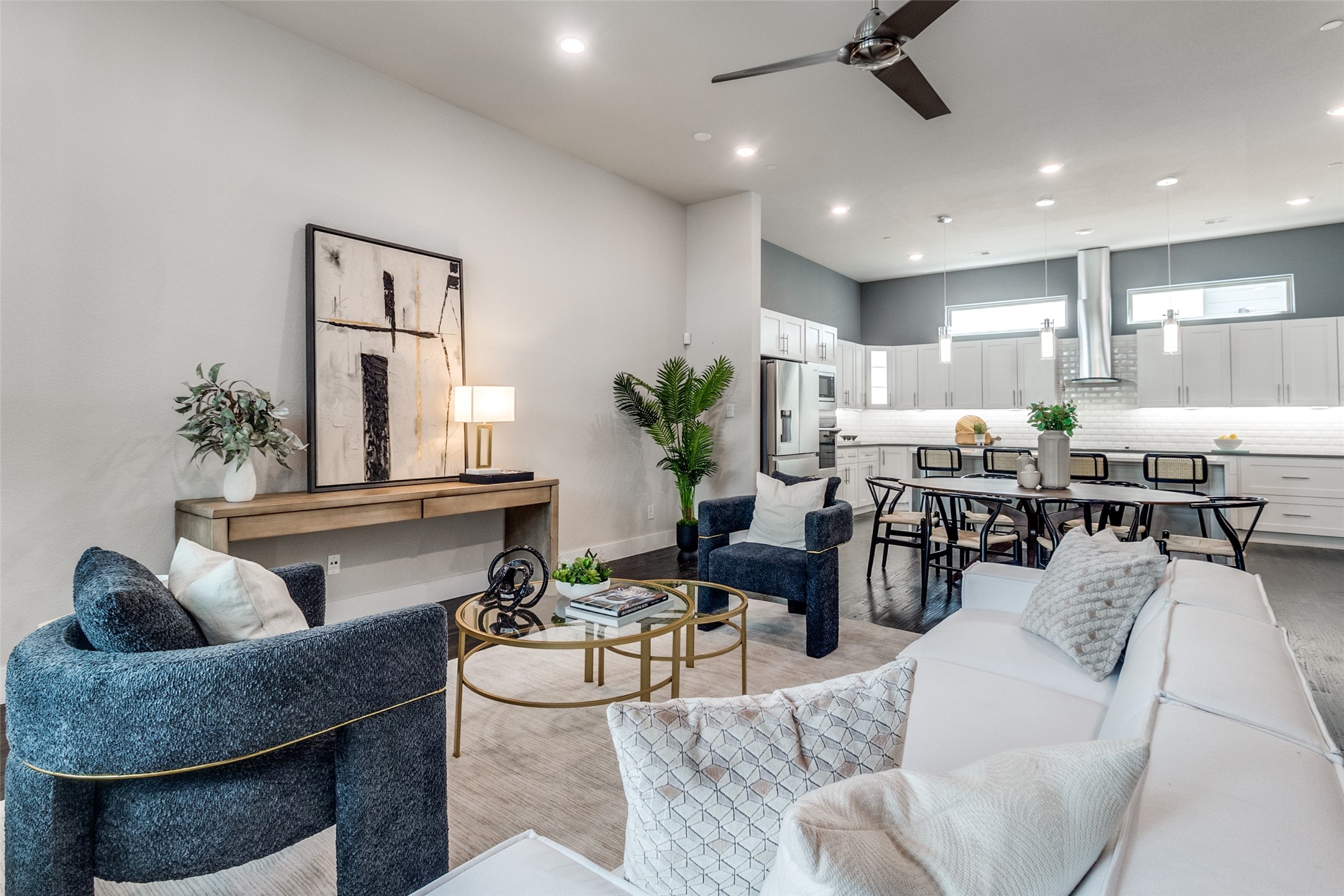 3170 Carmel Street 103