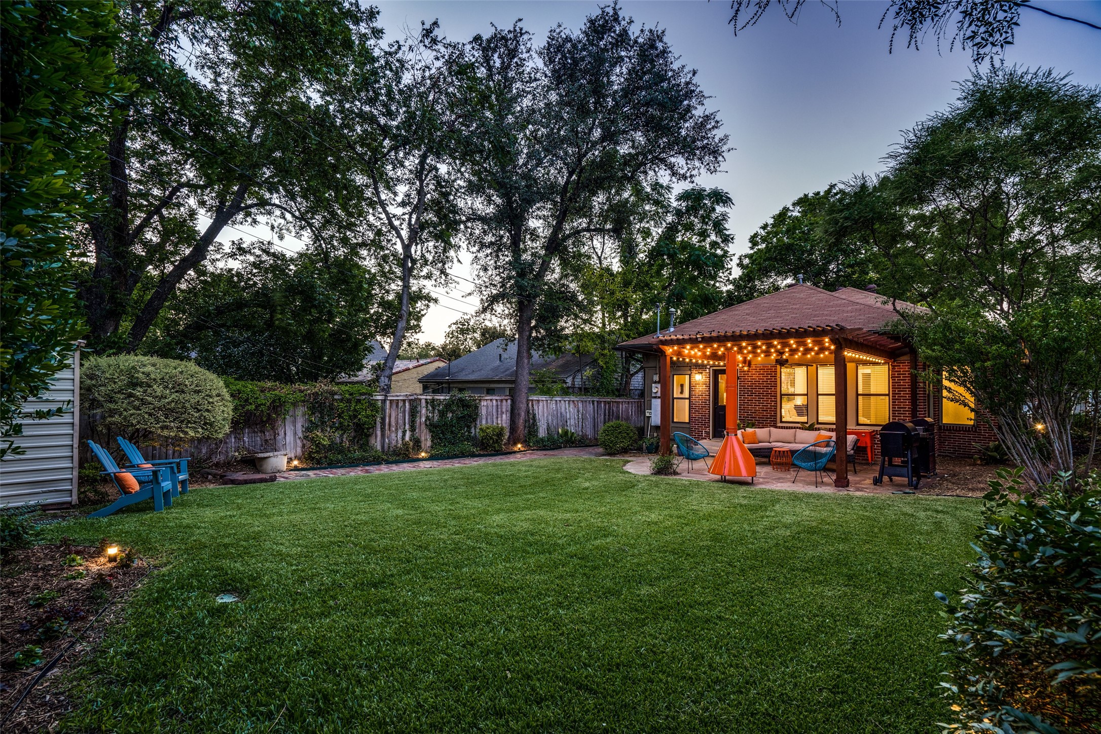 5522 Bonita Avenue