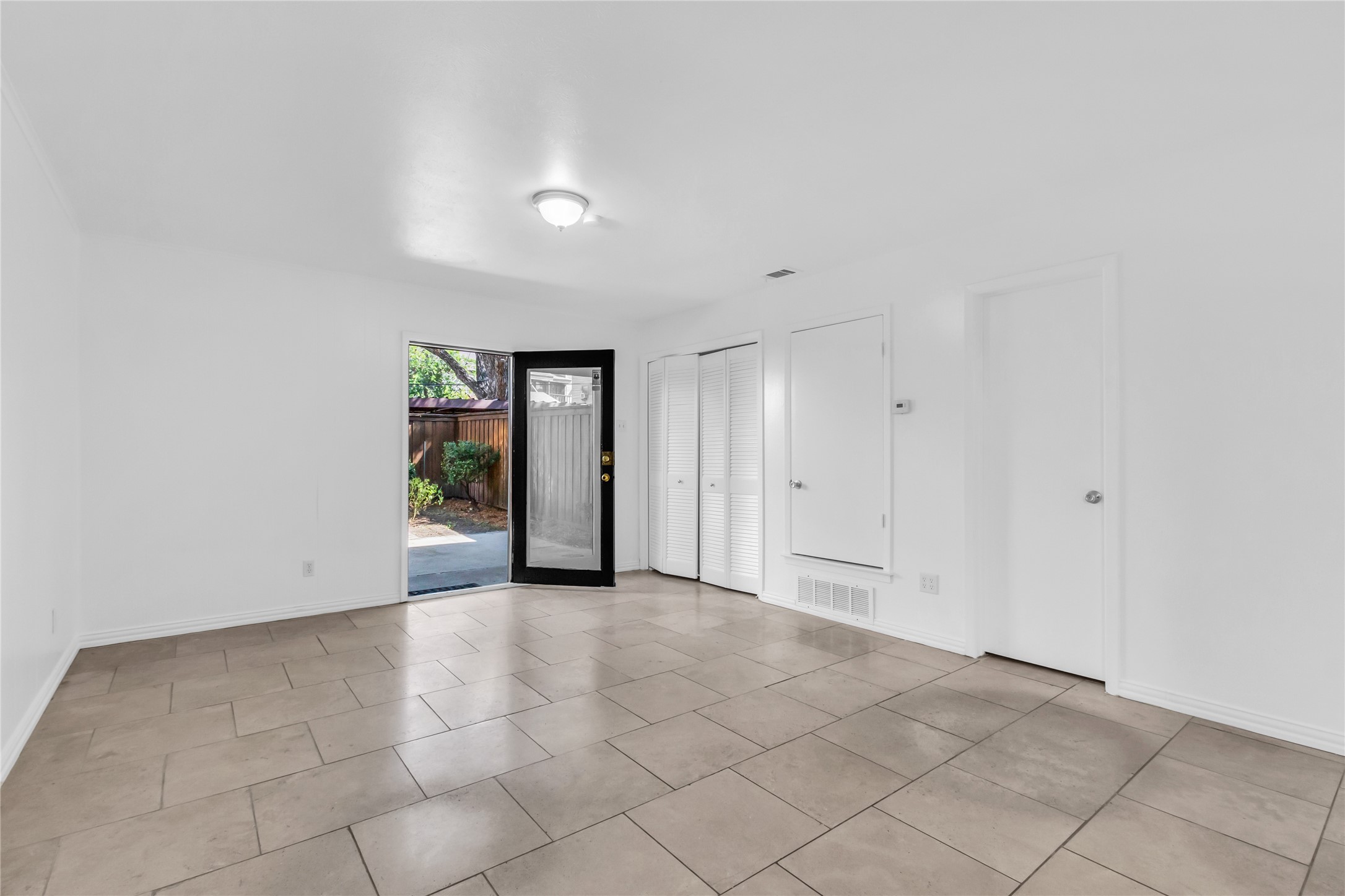 3434 Normandy Avenue