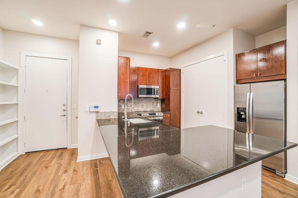 2950 Mckinney Avenue 208