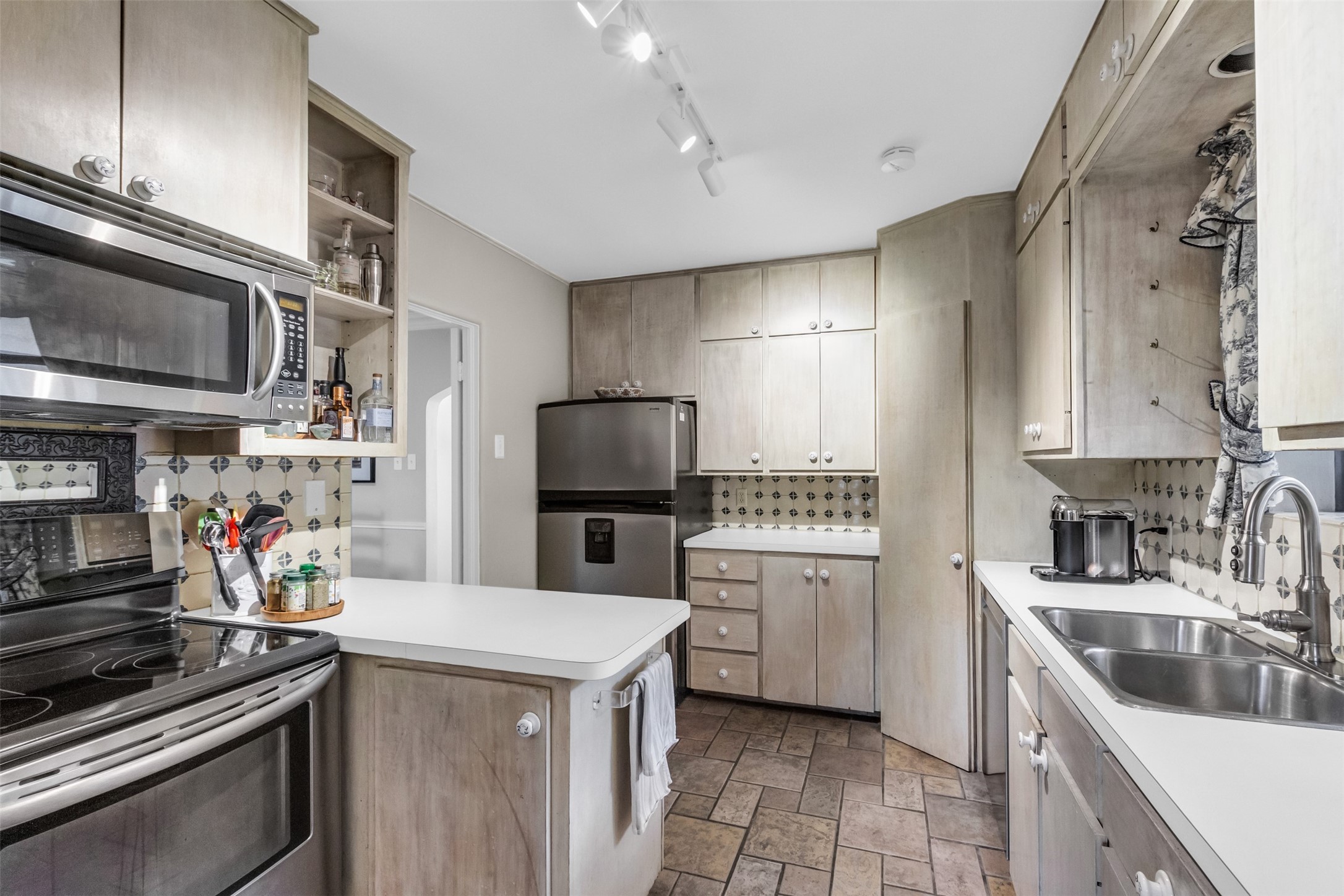 4408 Southern Avenue