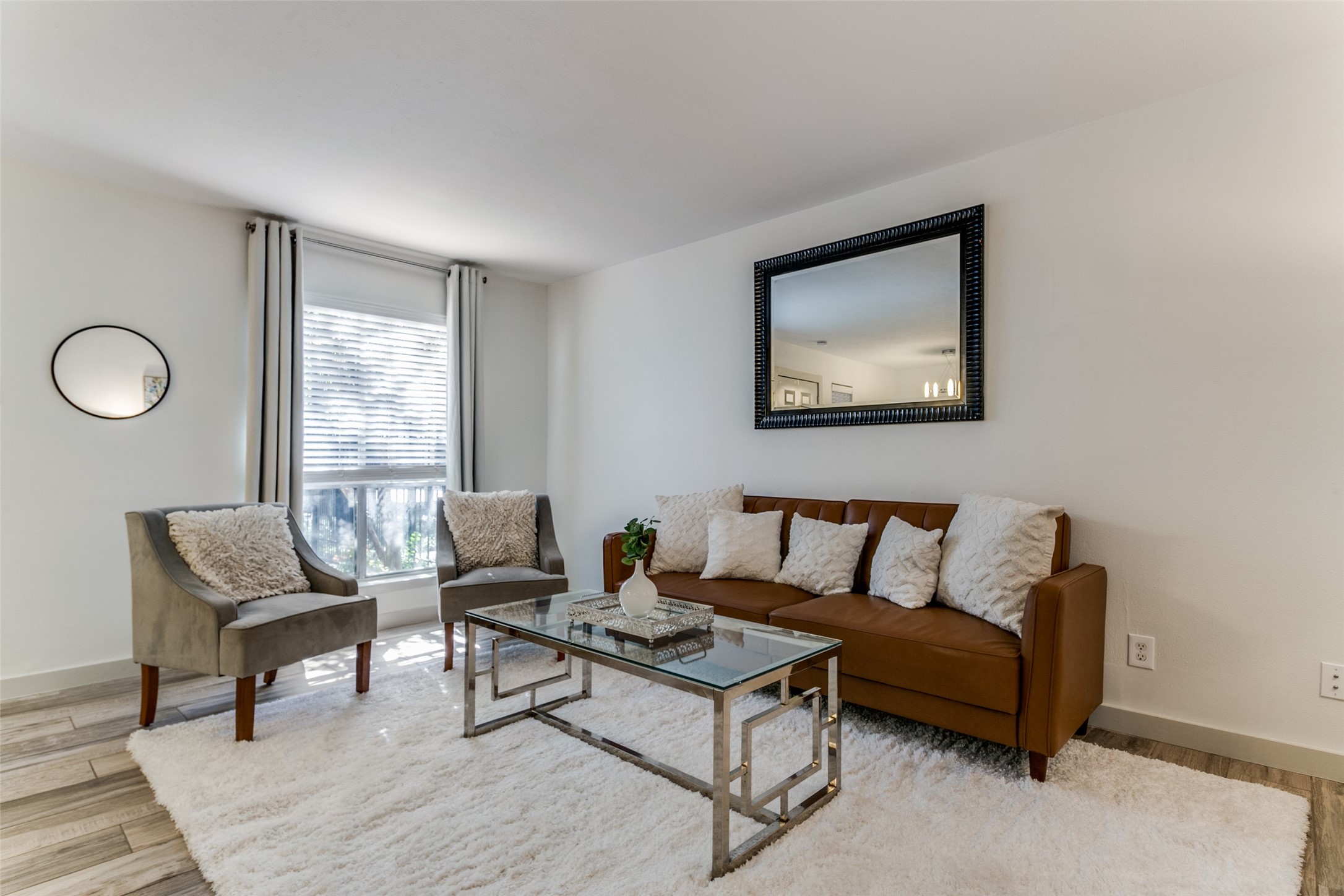 4239 McKinney Avenue 111