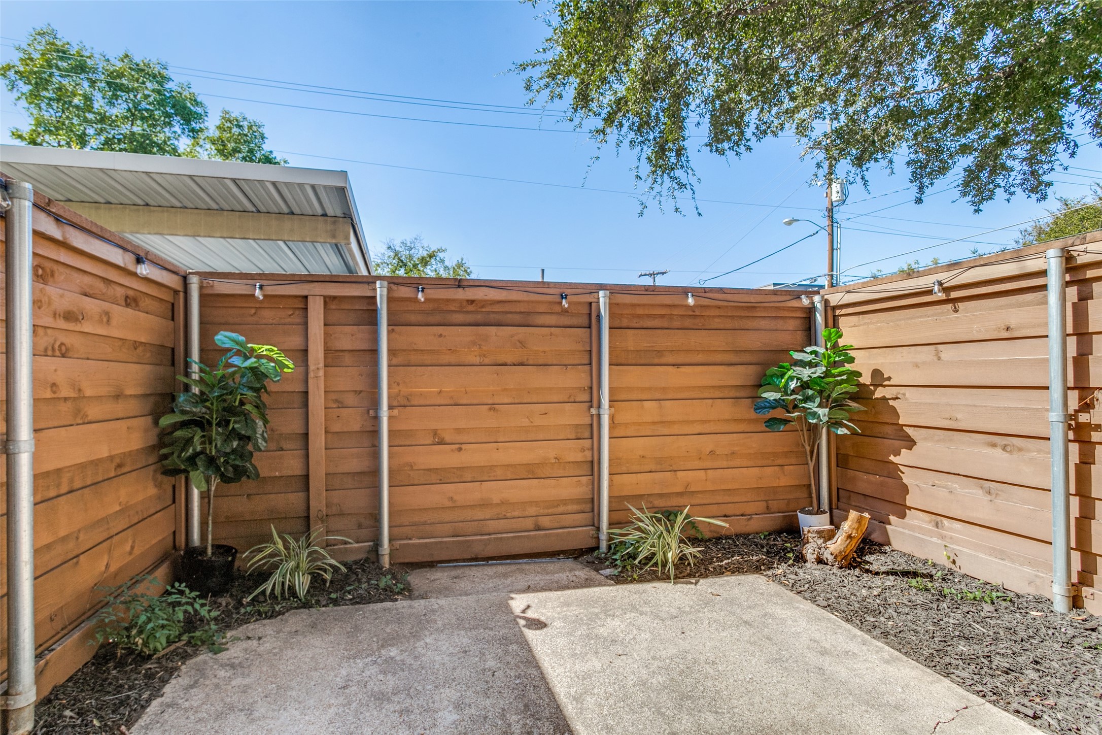 4239 McKinney Avenue 111