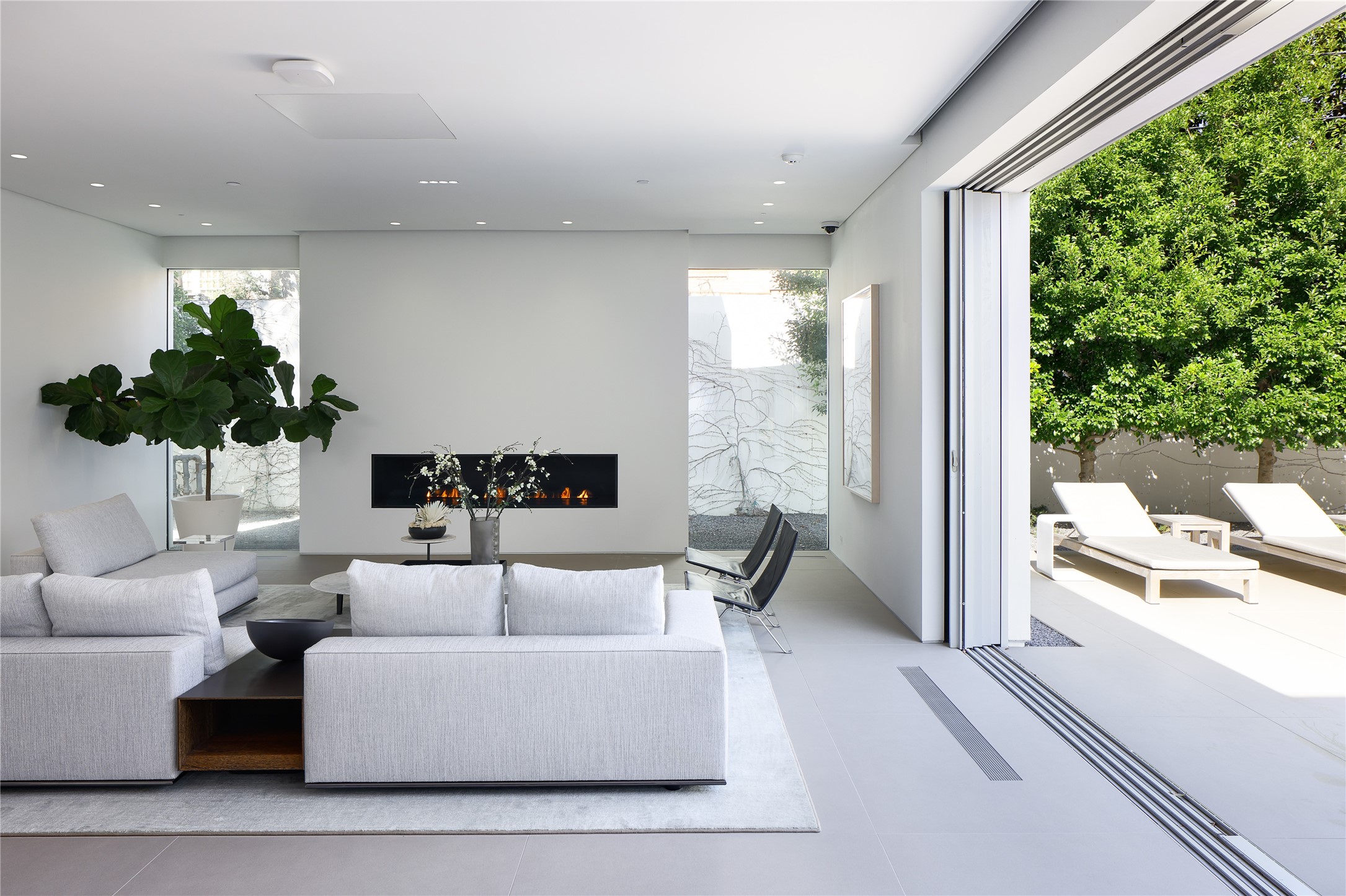 4208 Beverly Drive