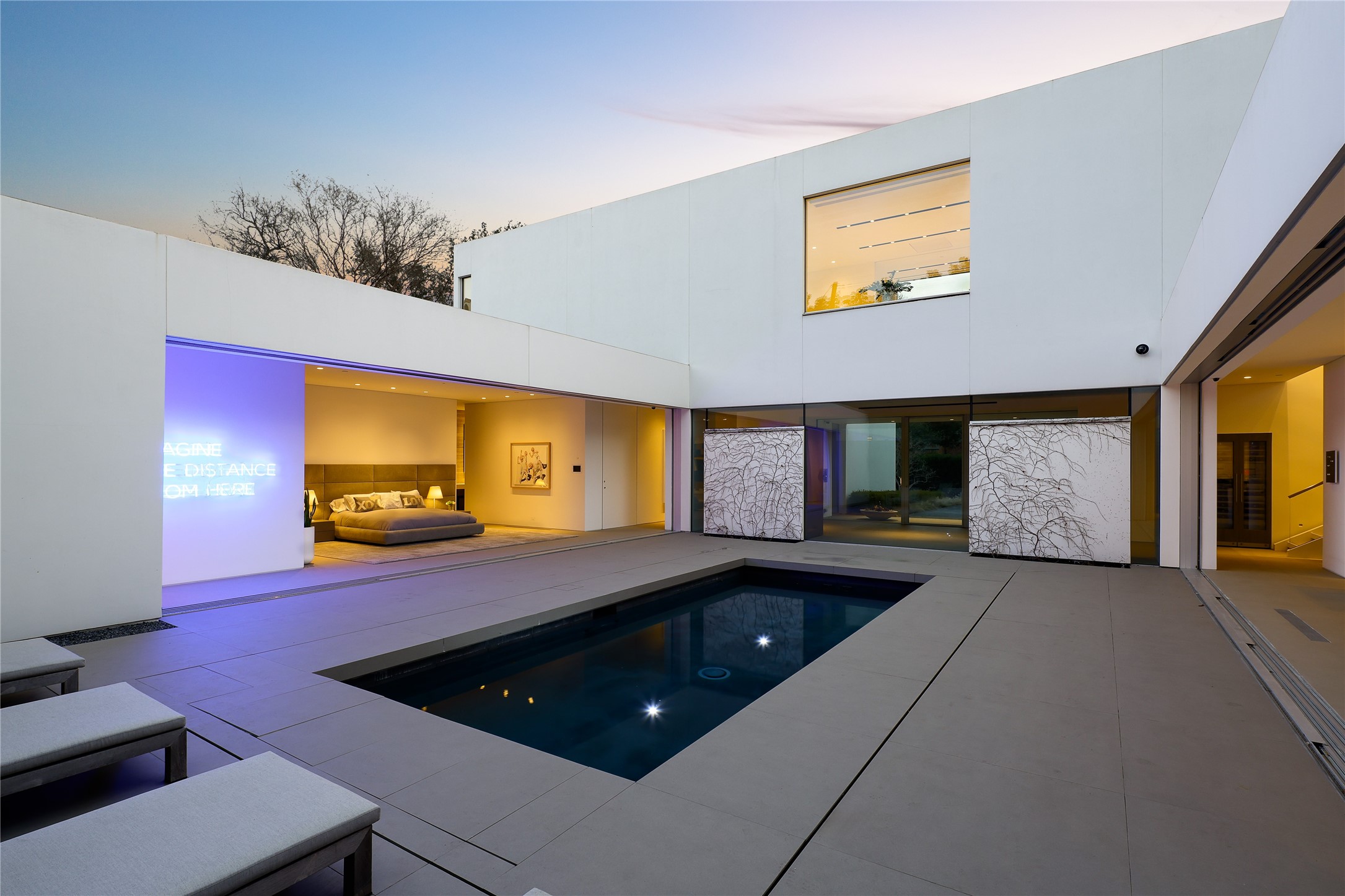 4208 Beverly Drive