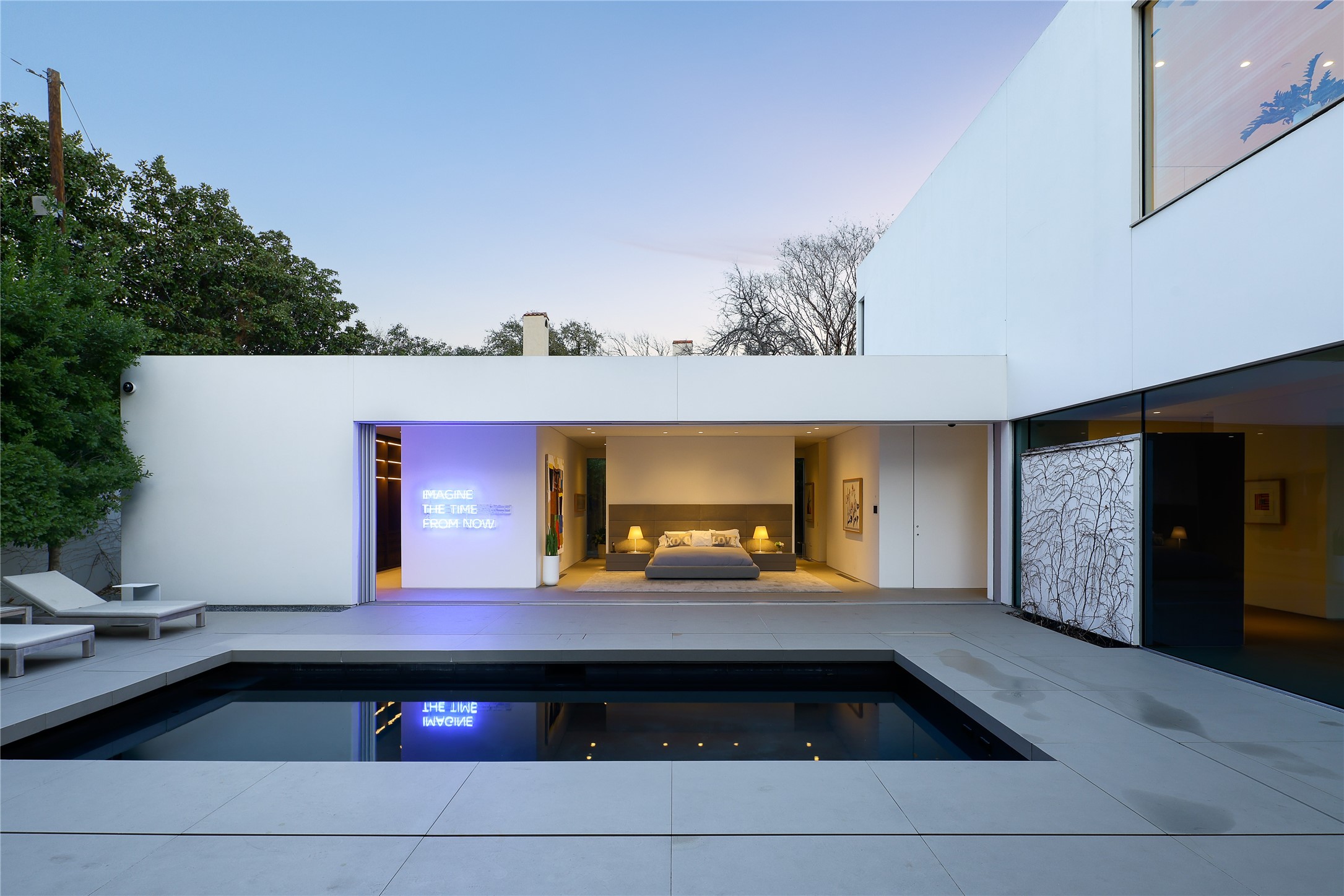 4208 Beverly Drive
