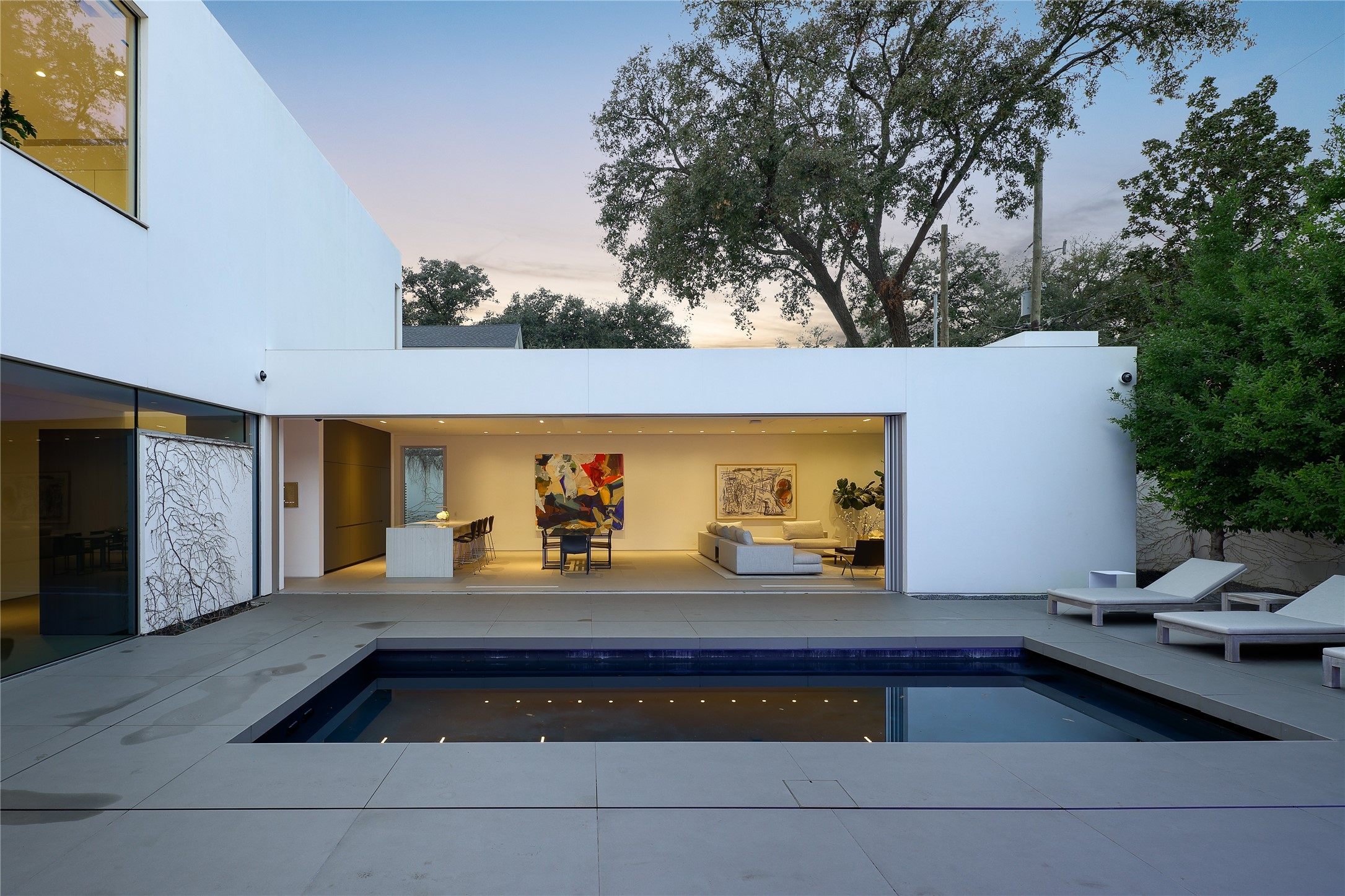 4208 Beverly Drive