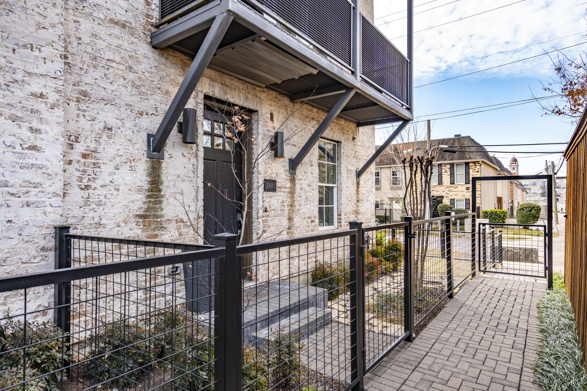 2805 Lynlock Court