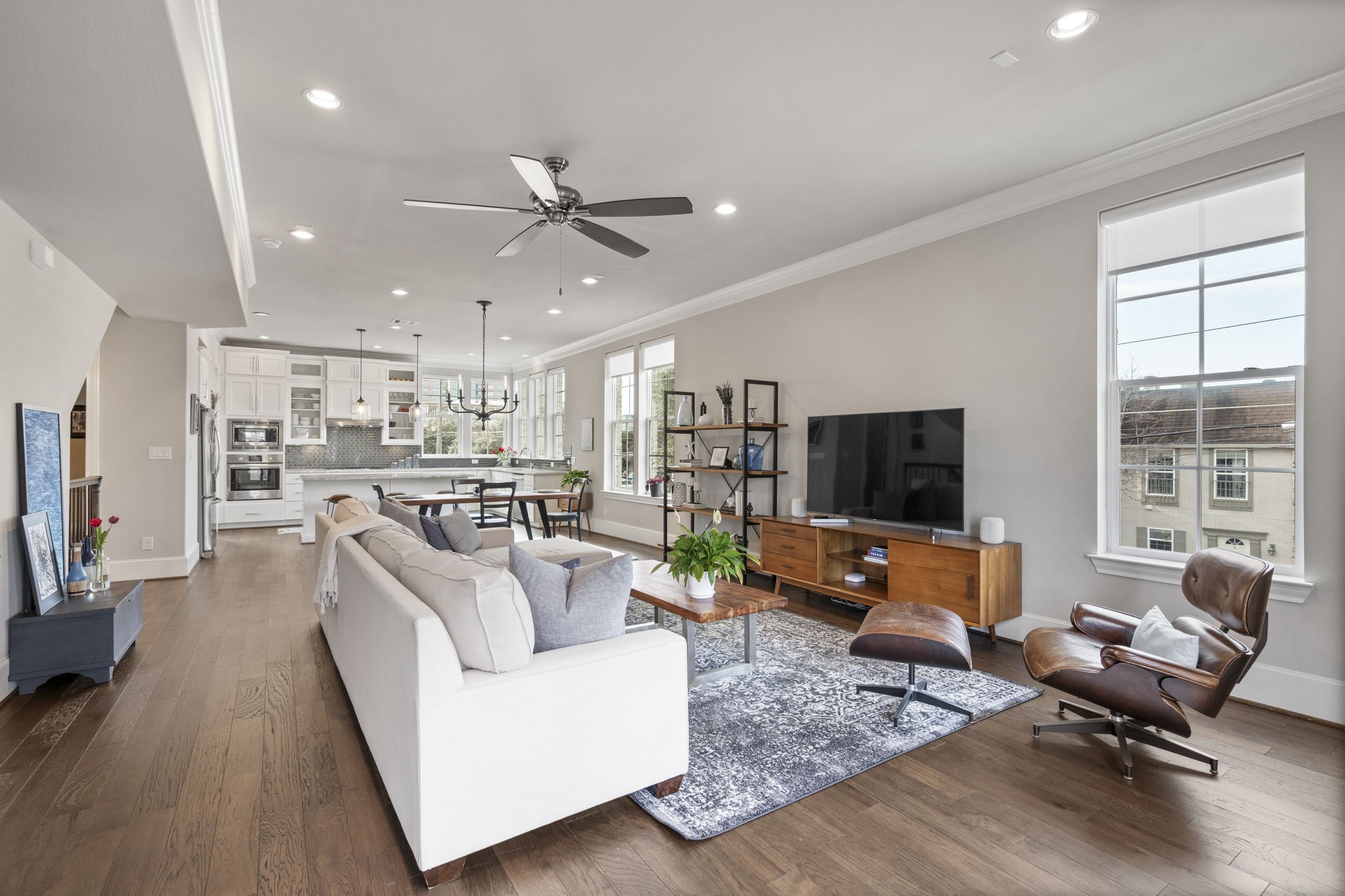 2805 Lynlock Court
