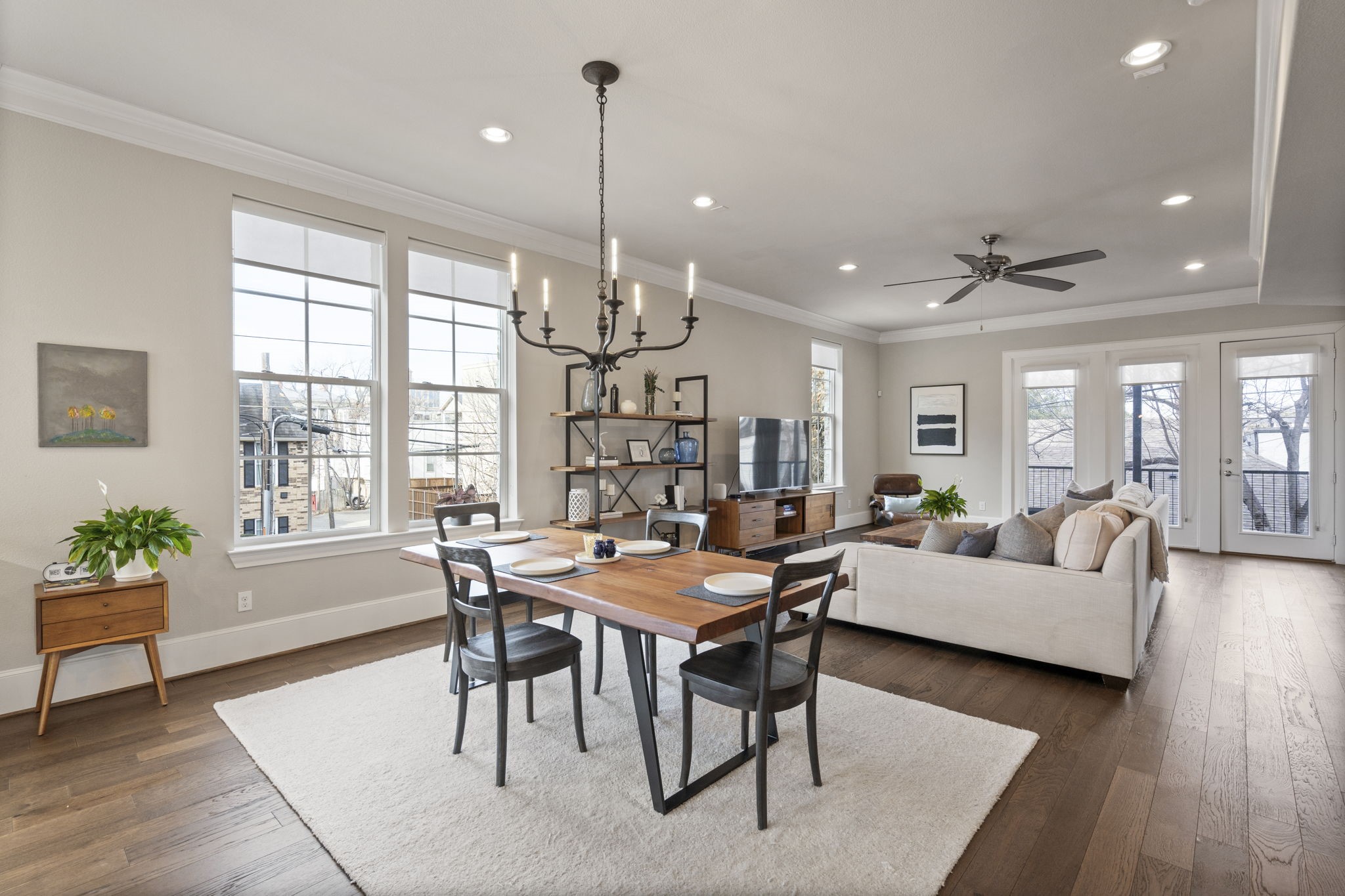 2805 Lynlock Court