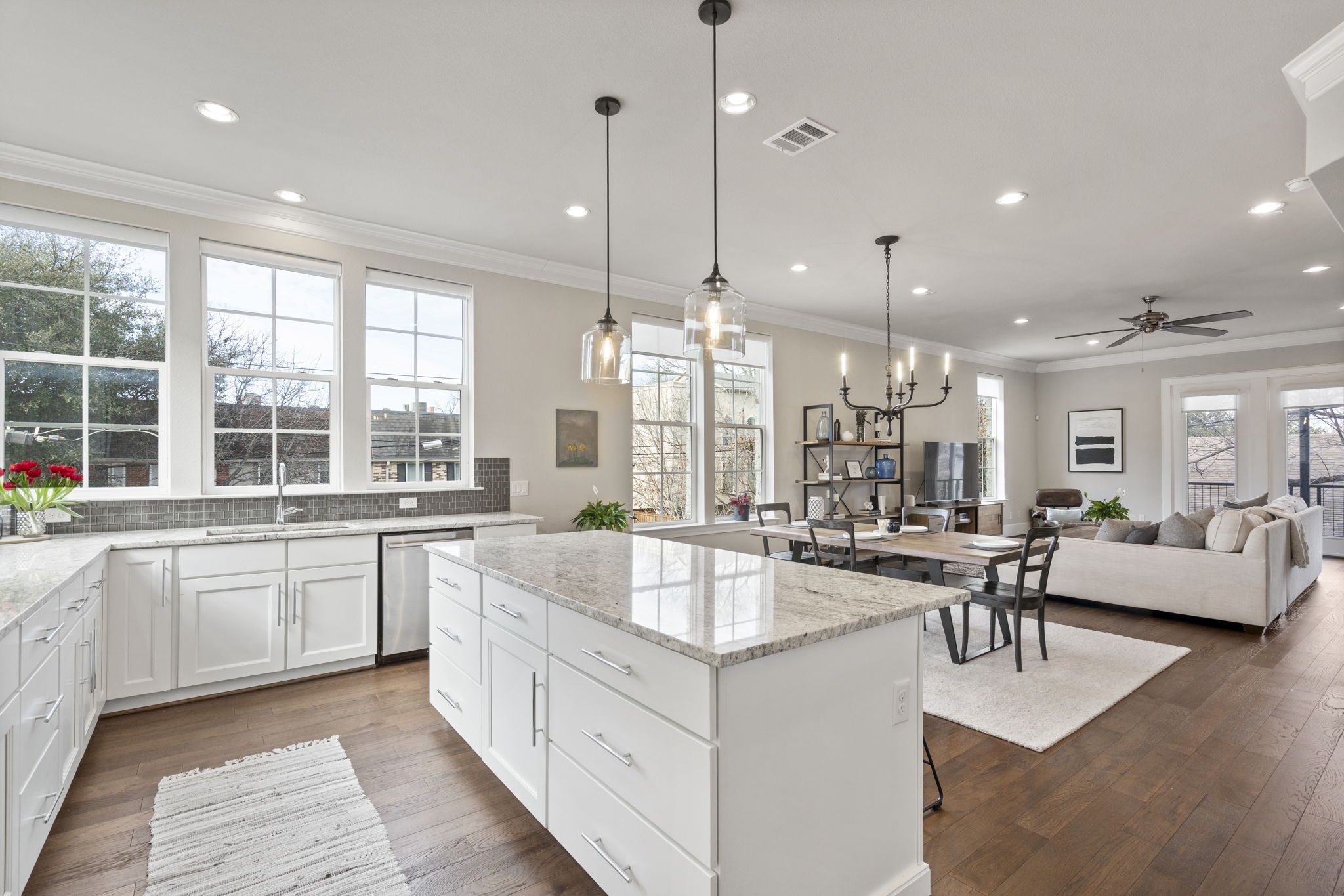 2805 Lynlock Court