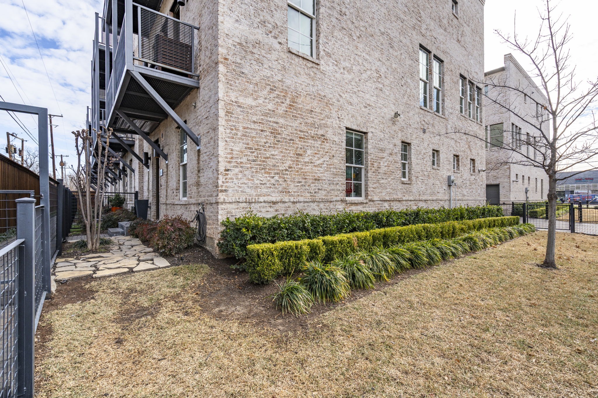 2805 Lynlock Court