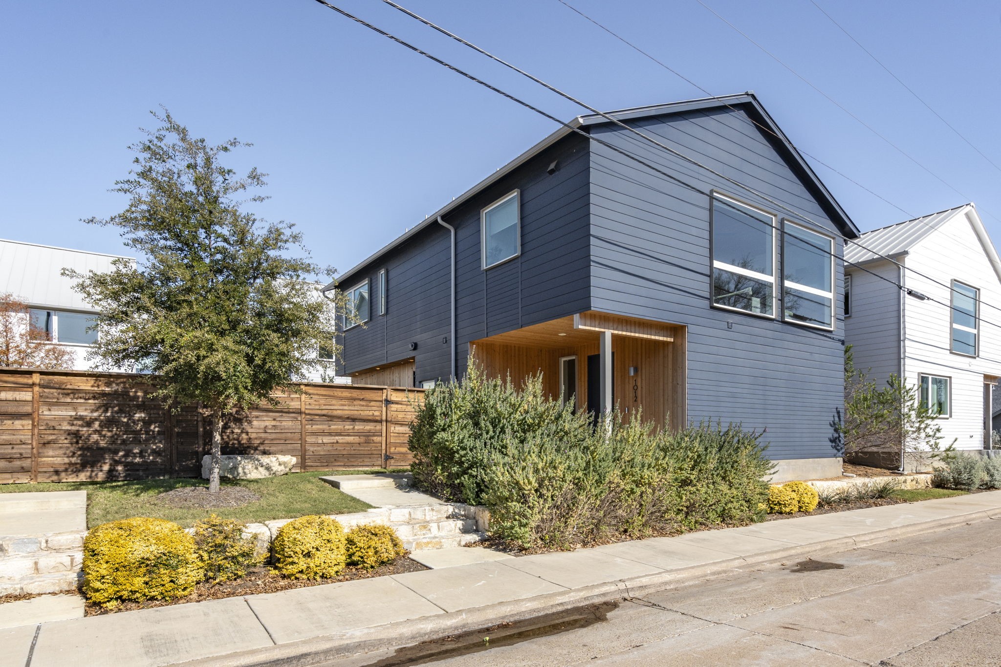1012 Bastion Court