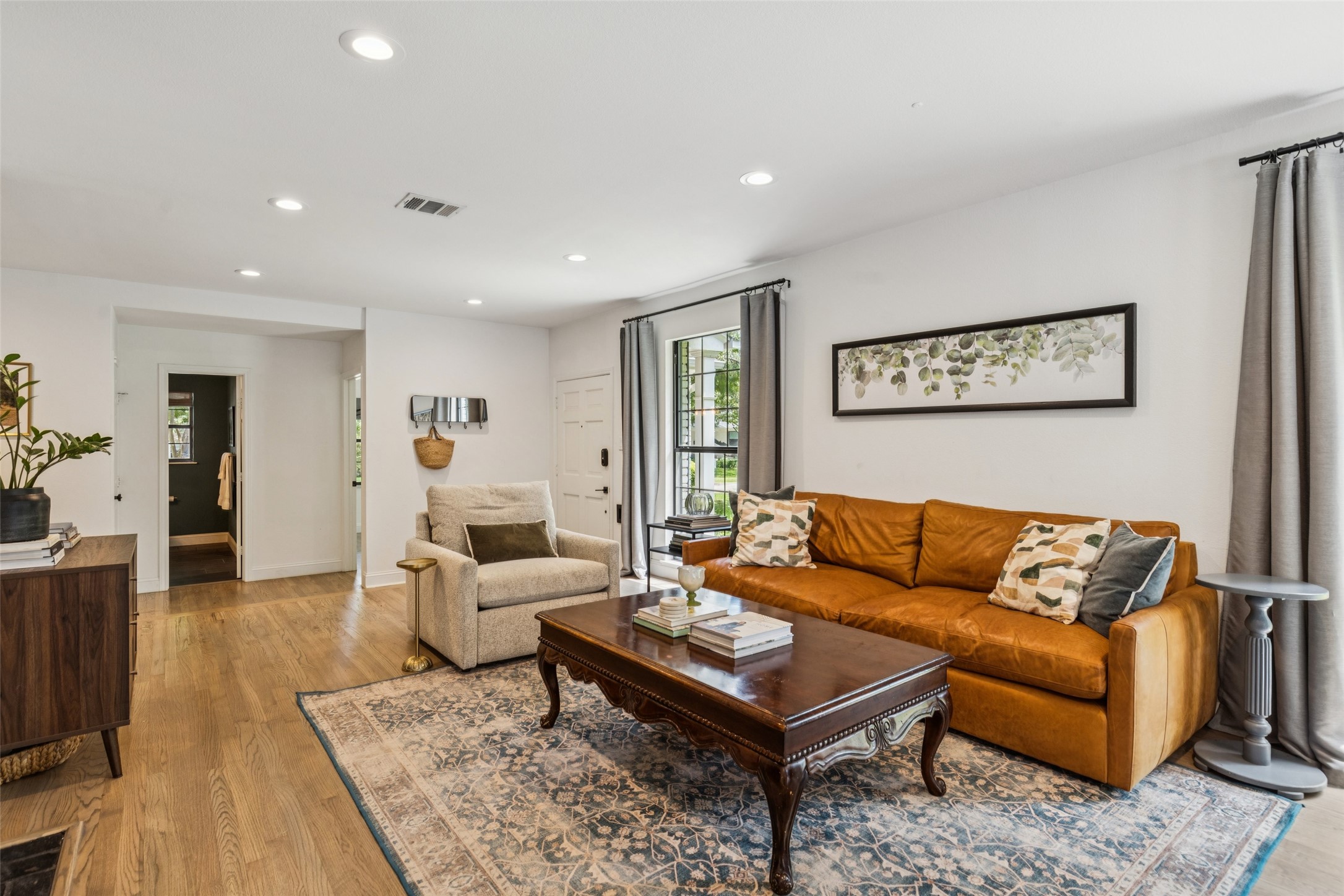 6619 Aintree Circle
