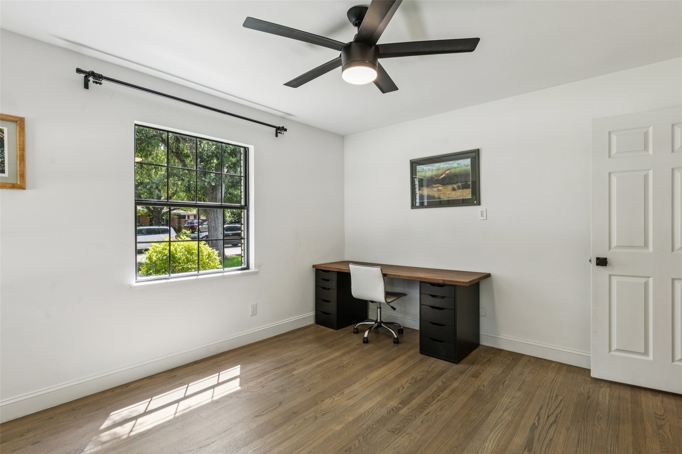 6619 Aintree Circle