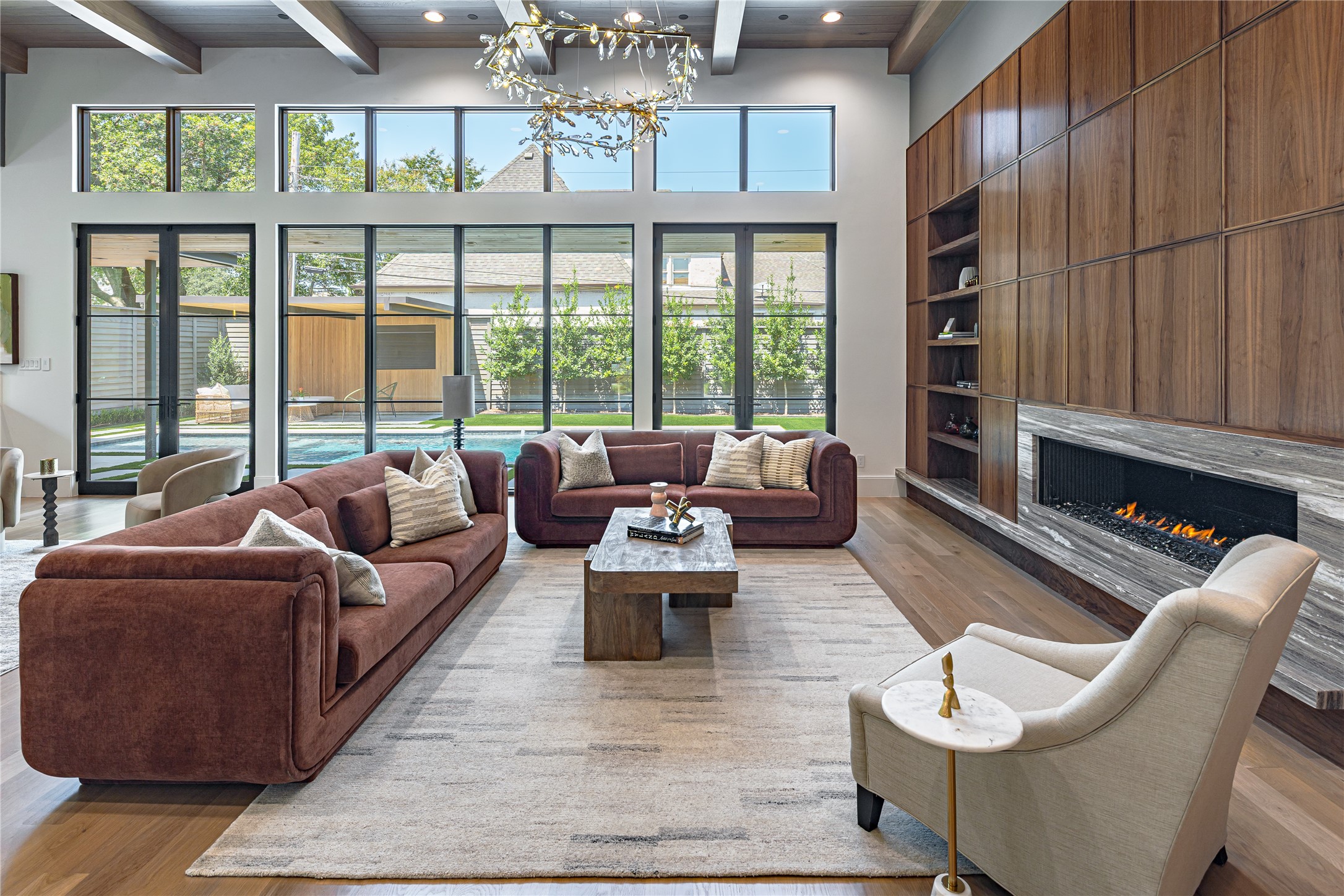 6411 Chevy Chase Avenue