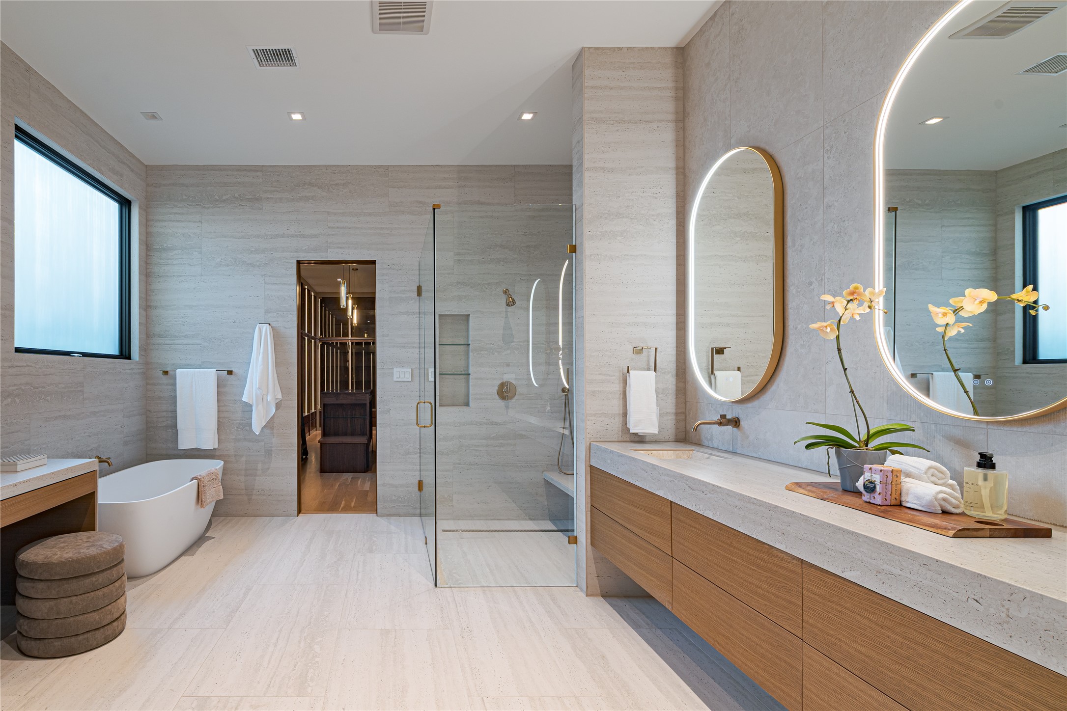 6411 Chevy Chase Avenue