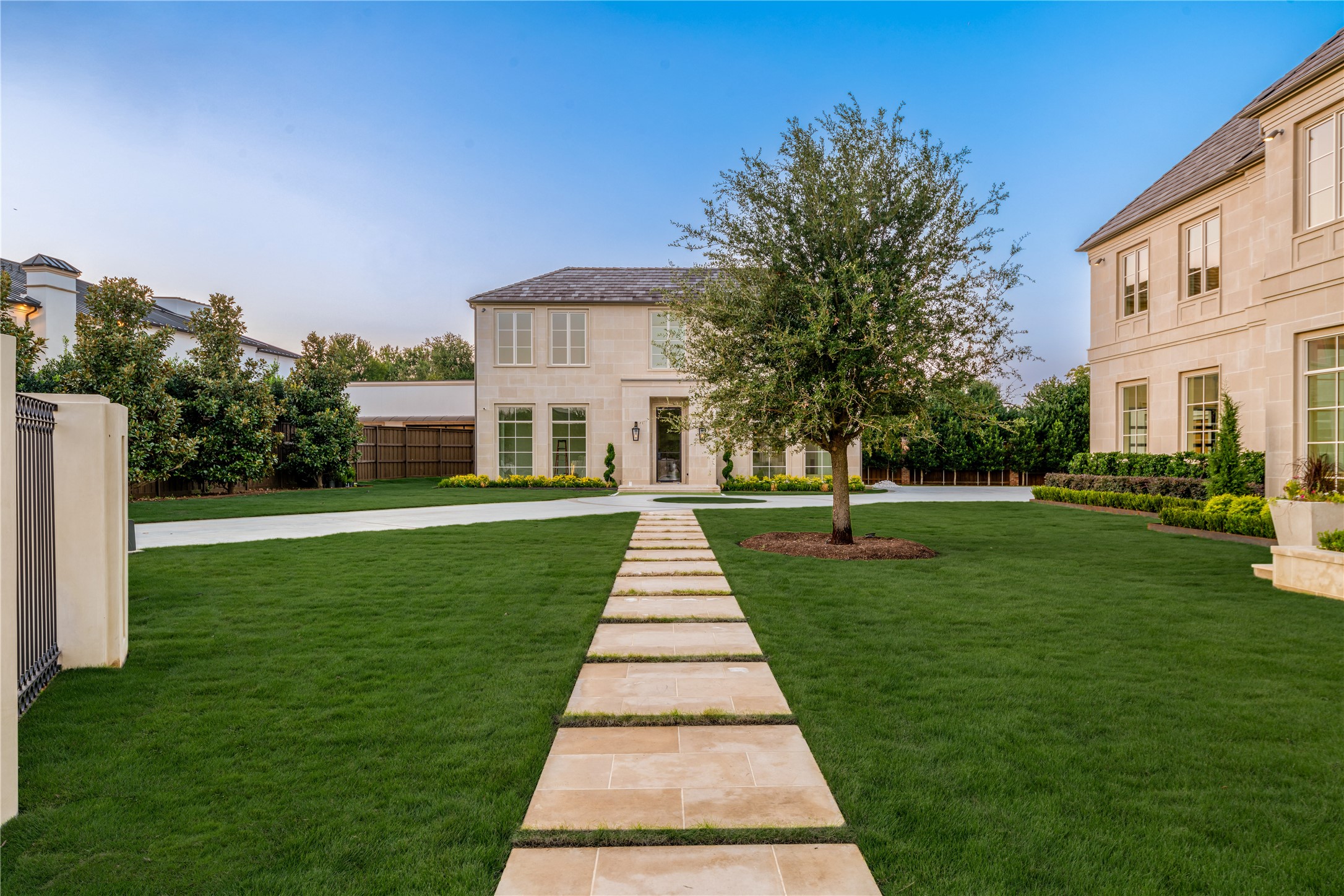 1 Dorset Place
