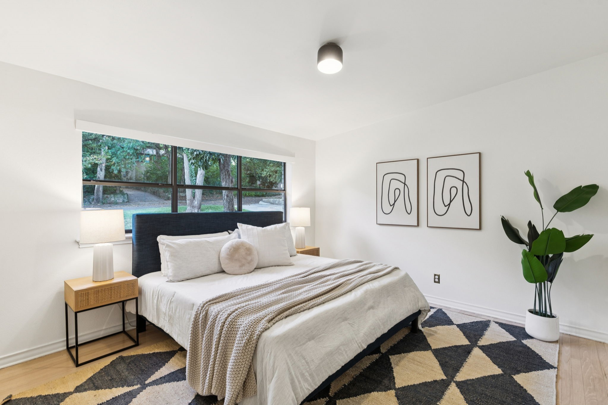 2849 Claudette Avenue