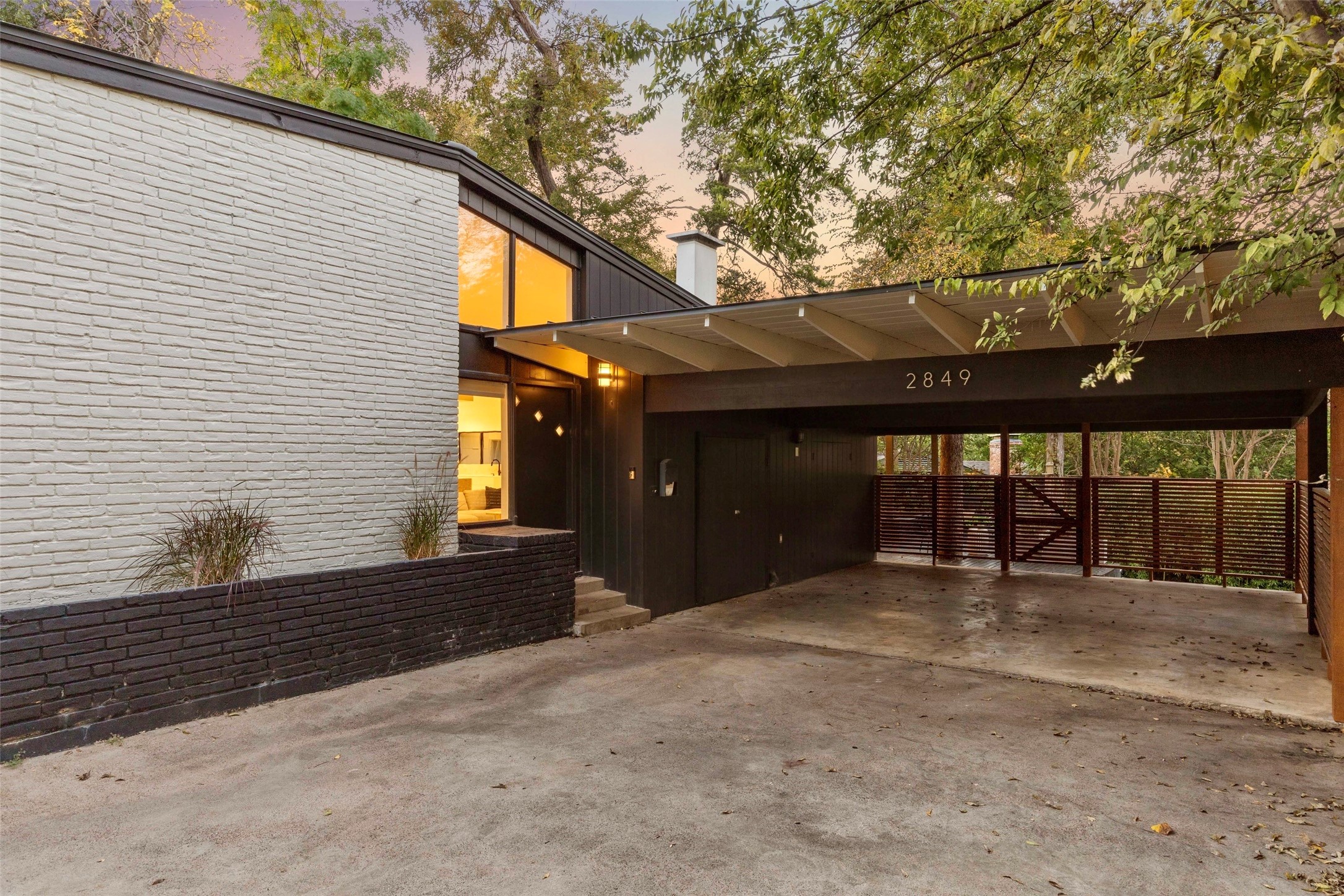 2849 Claudette Avenue