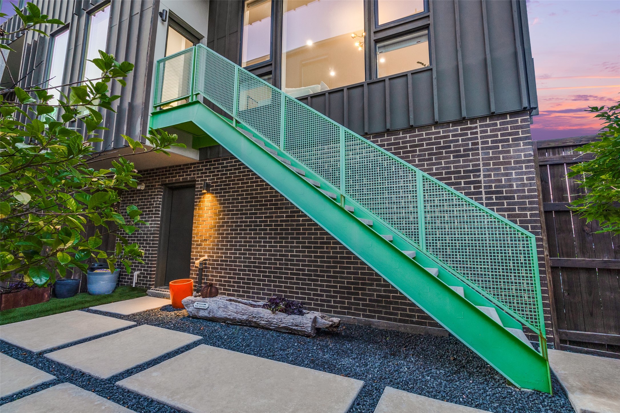 4805 Manett Street 101