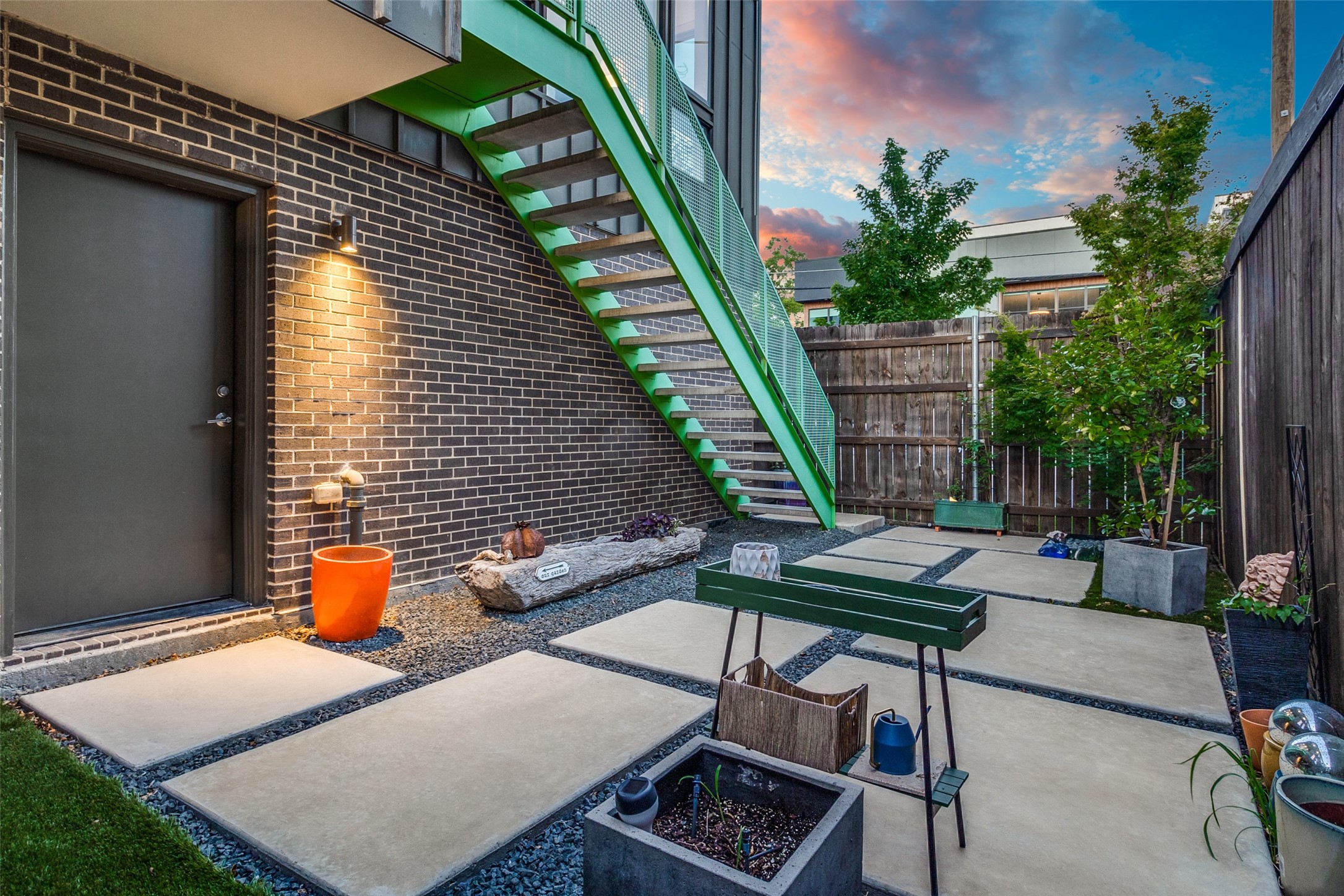 4805 Manett Street 101