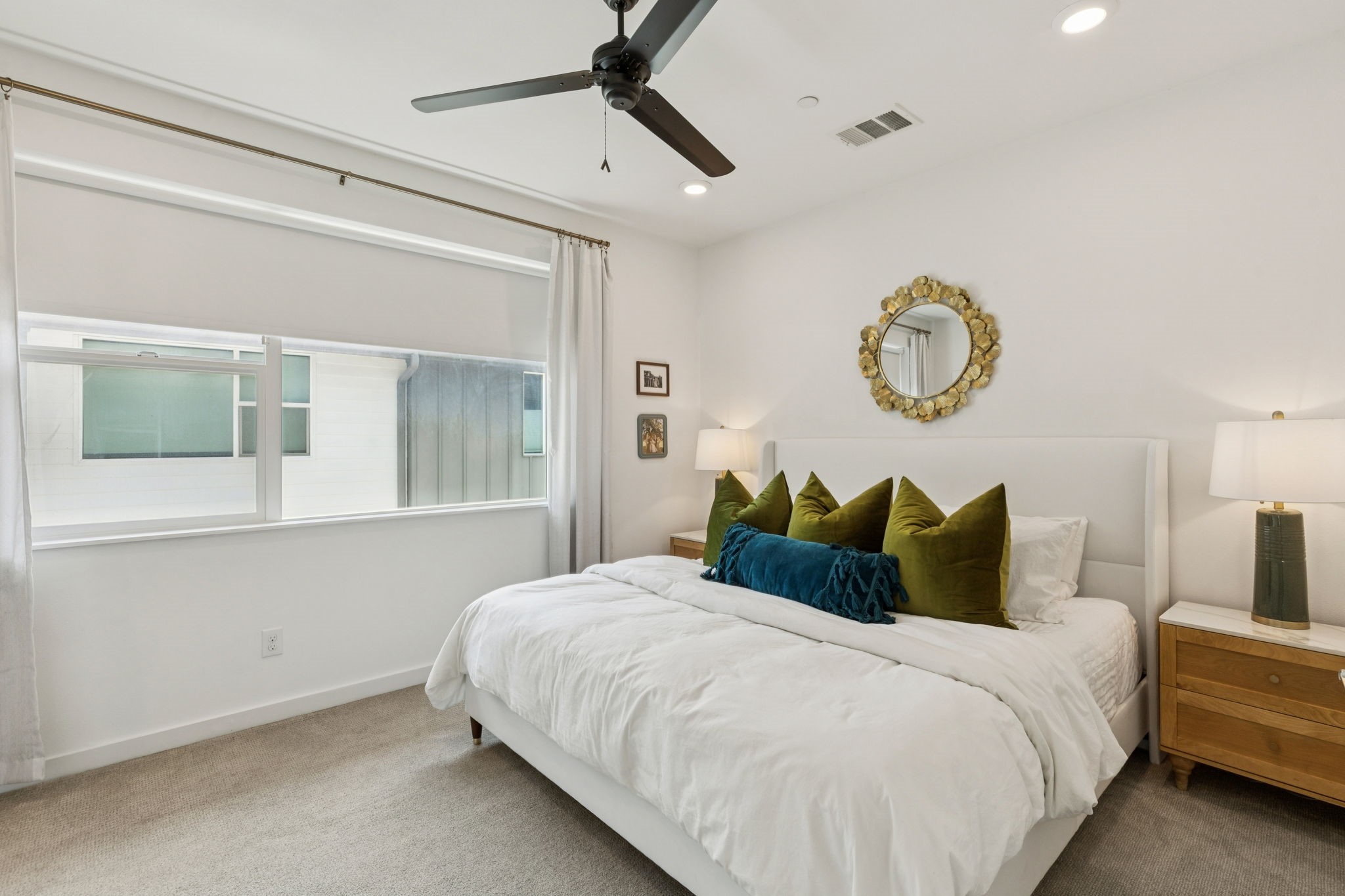 5020 Bryan Street 303