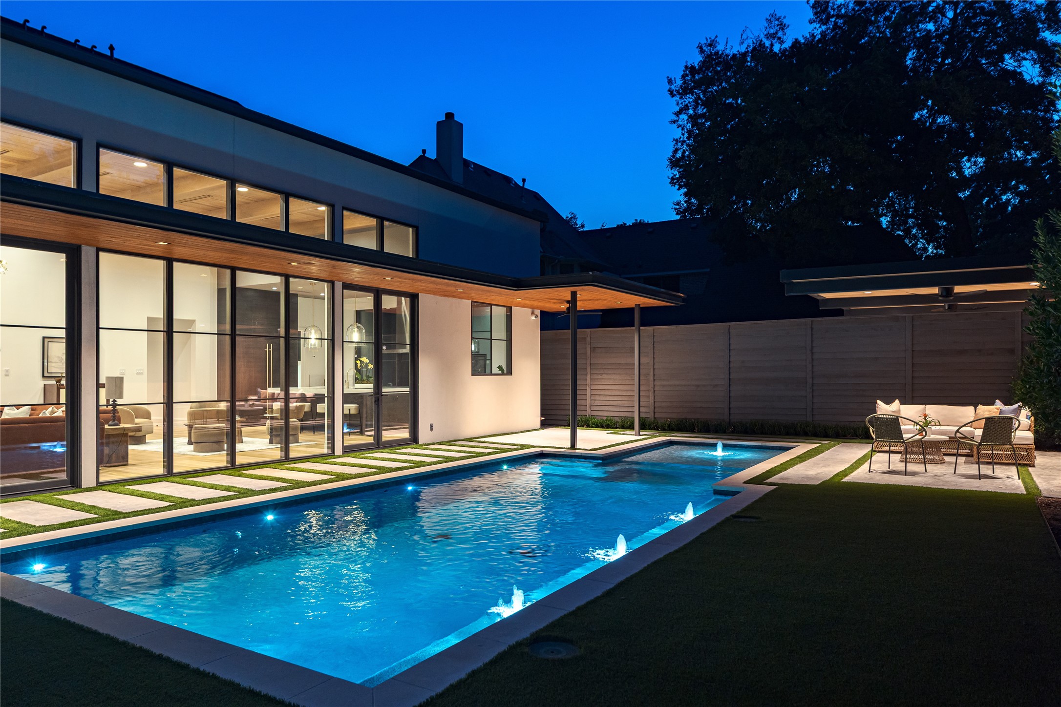 6411 Chevy Chase Avenue