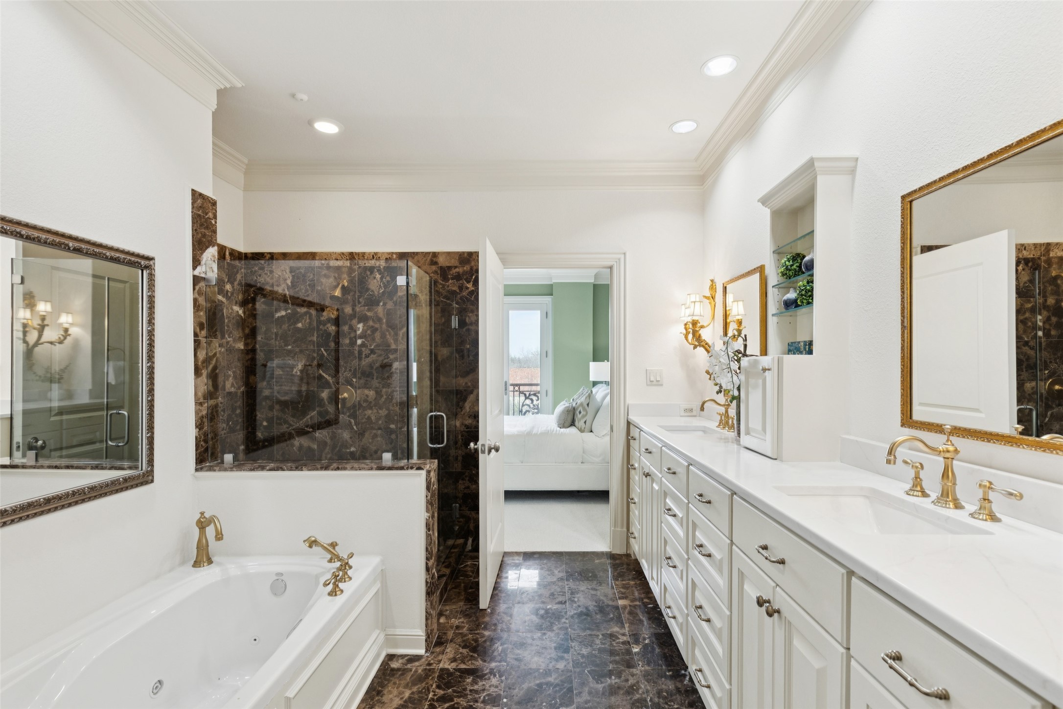 4240 Prescott Avenue 5B