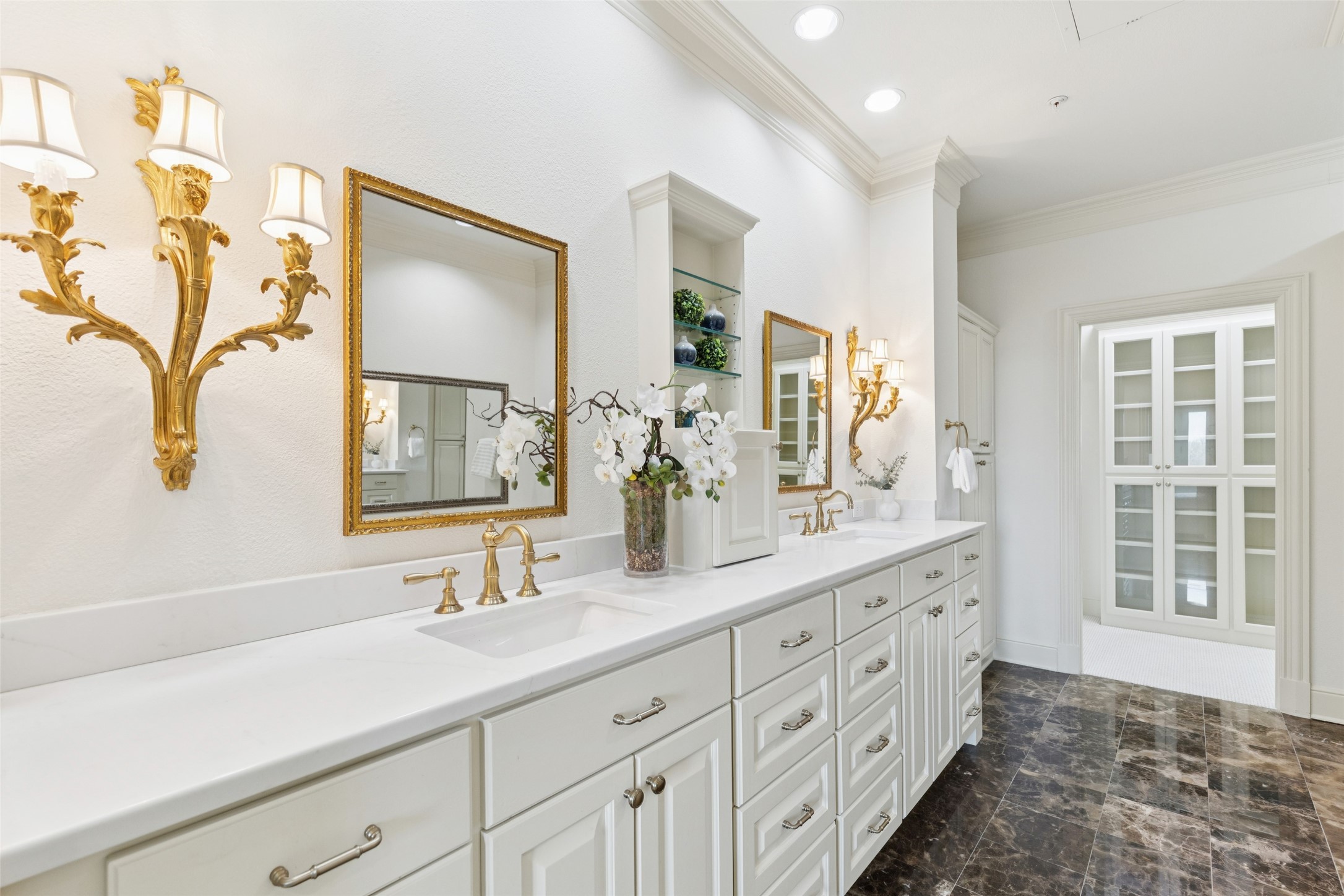 4240 Prescott Avenue 5B