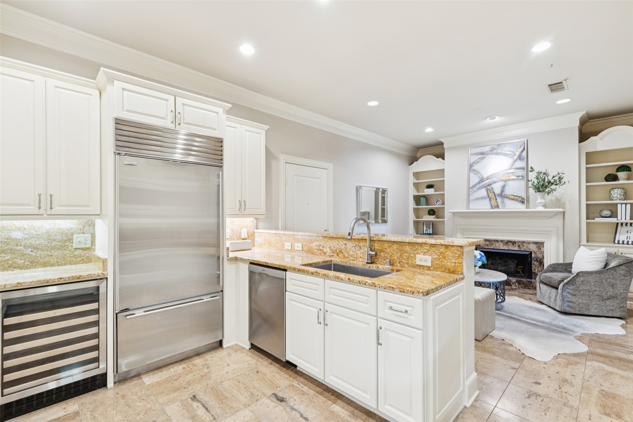 4240 Prescott Avenue 5B