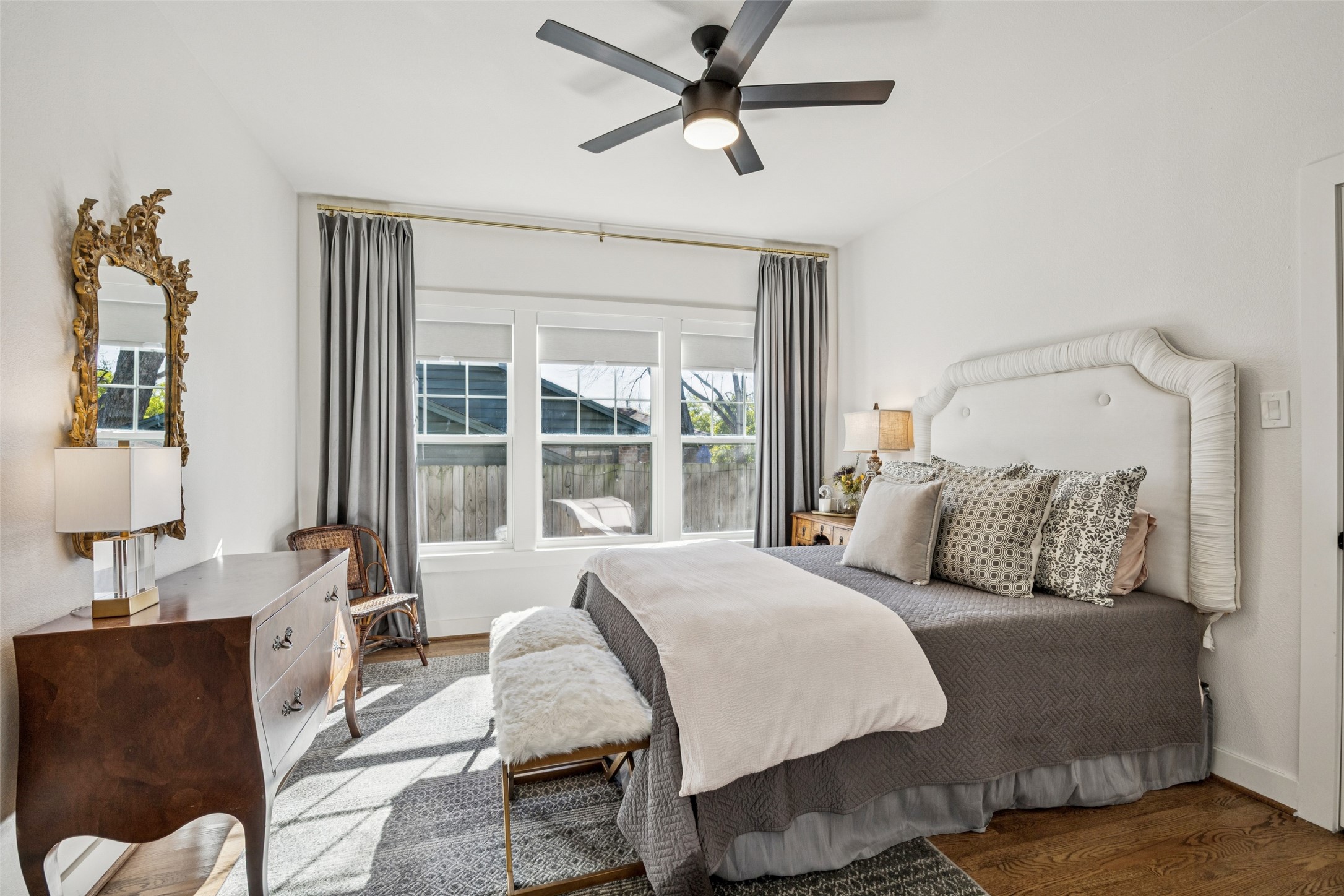 5019 Stoneleigh Avenue