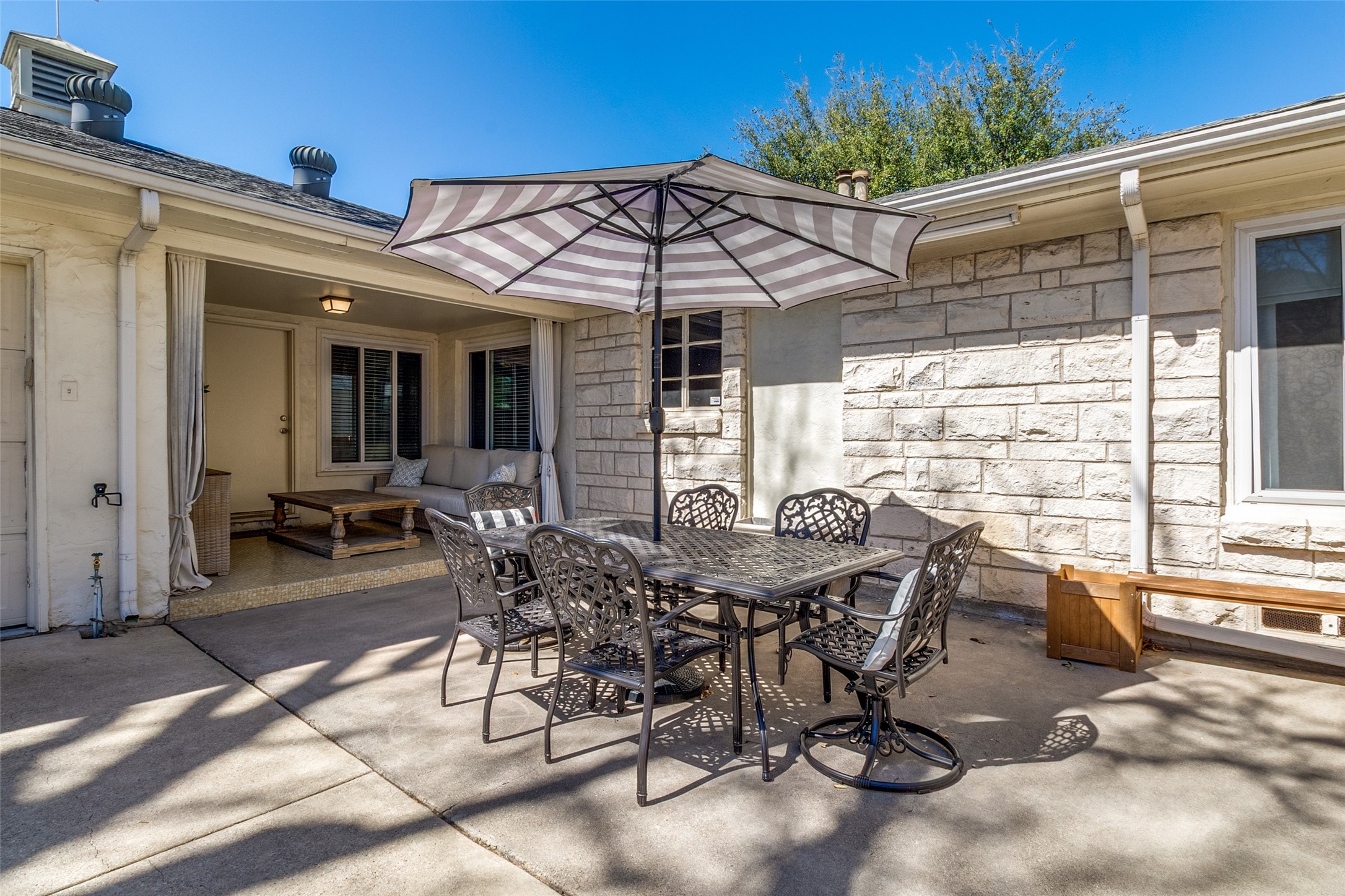 6558 Anita Street
