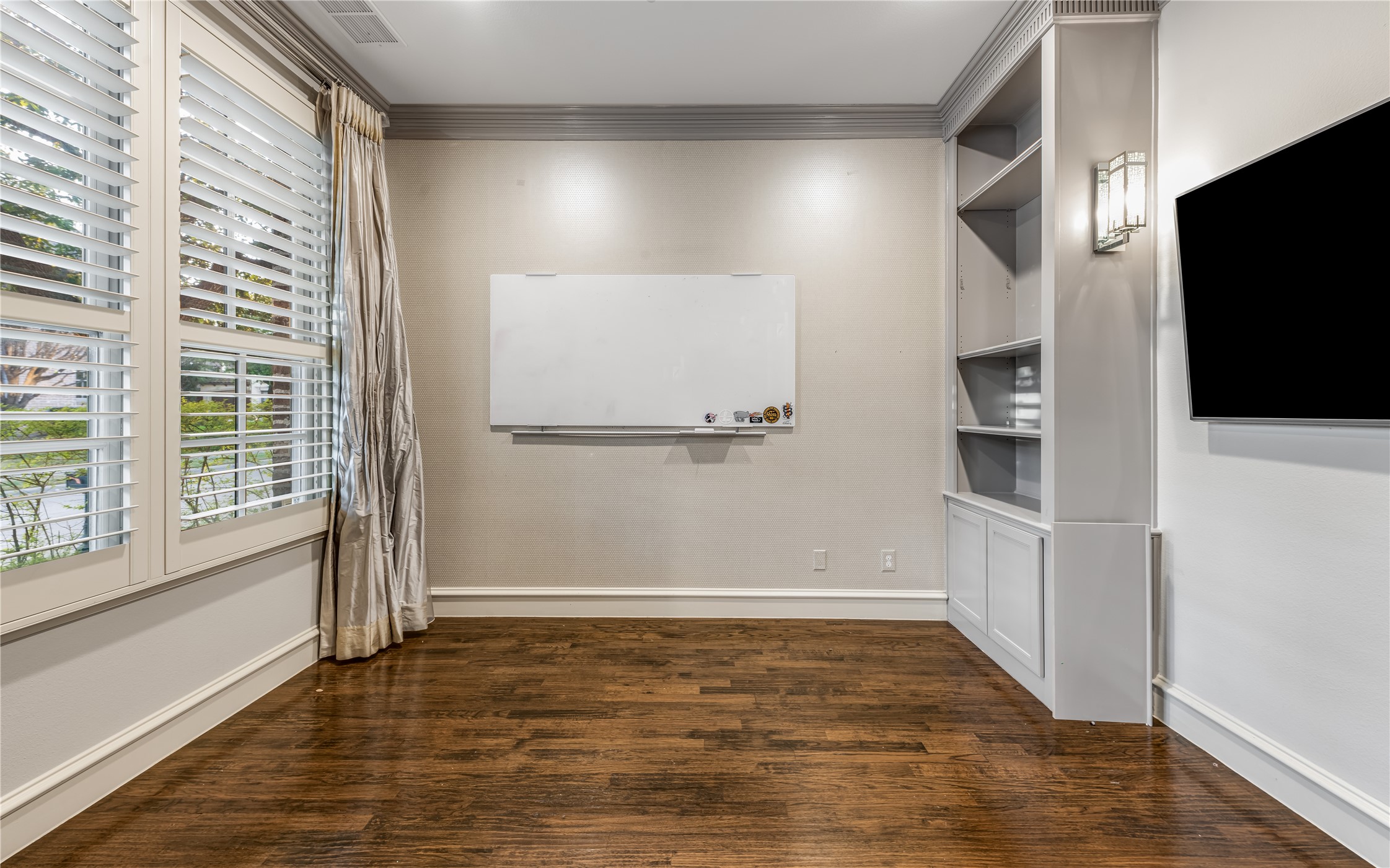 6208 Jacqueline Drive