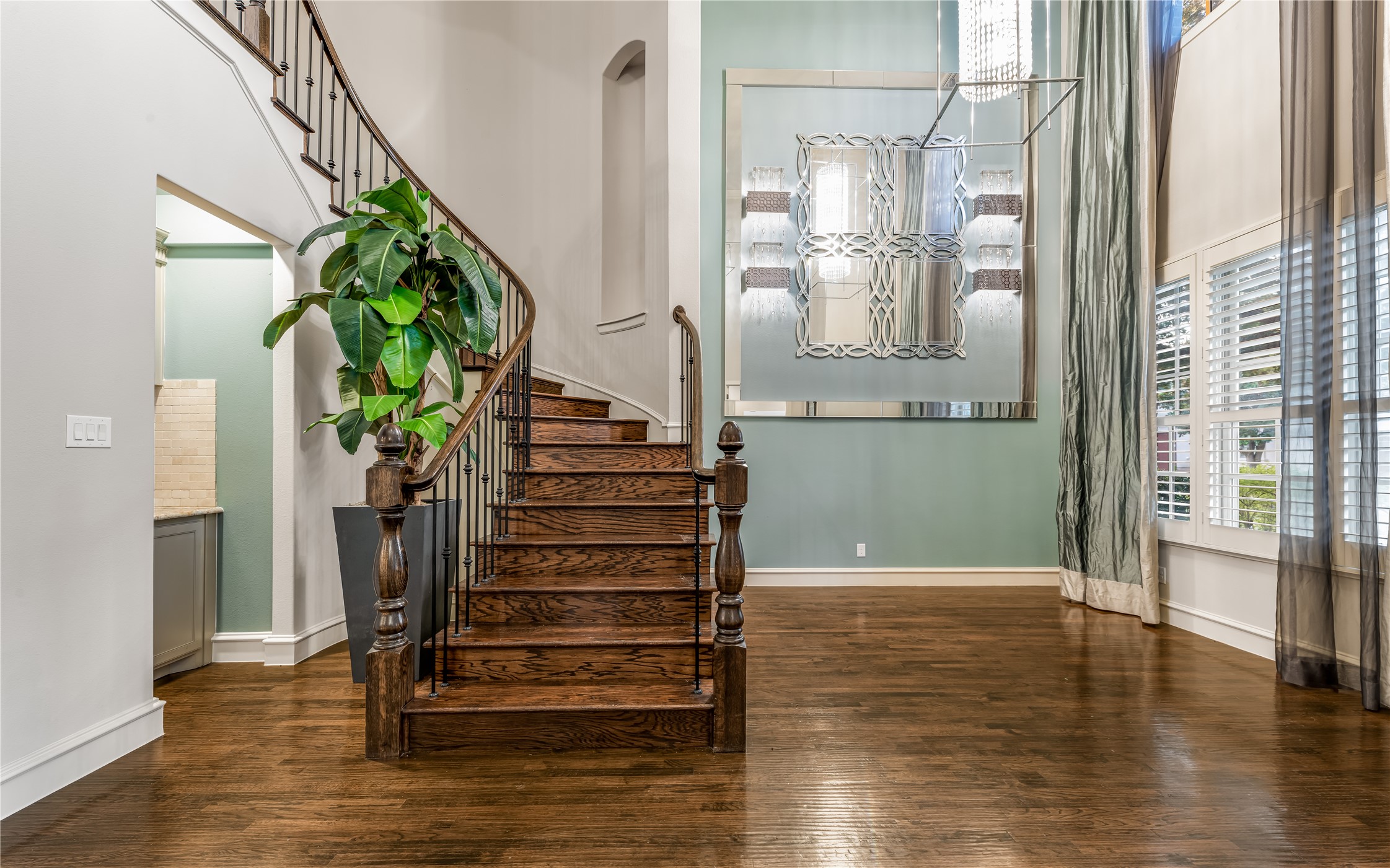 6208 Jacqueline Drive