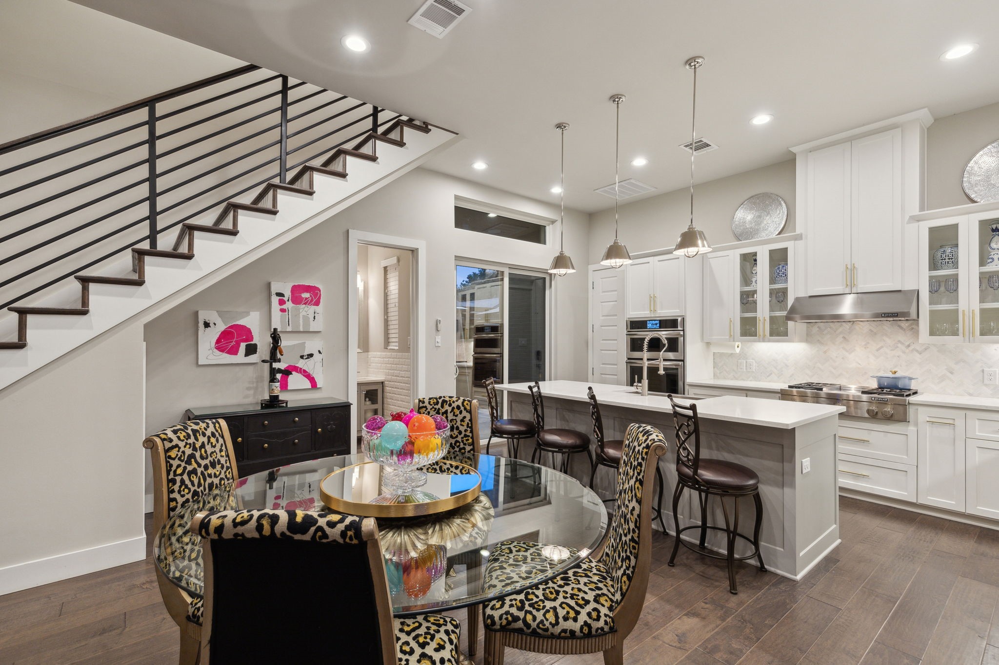 4327 Cabell Drive