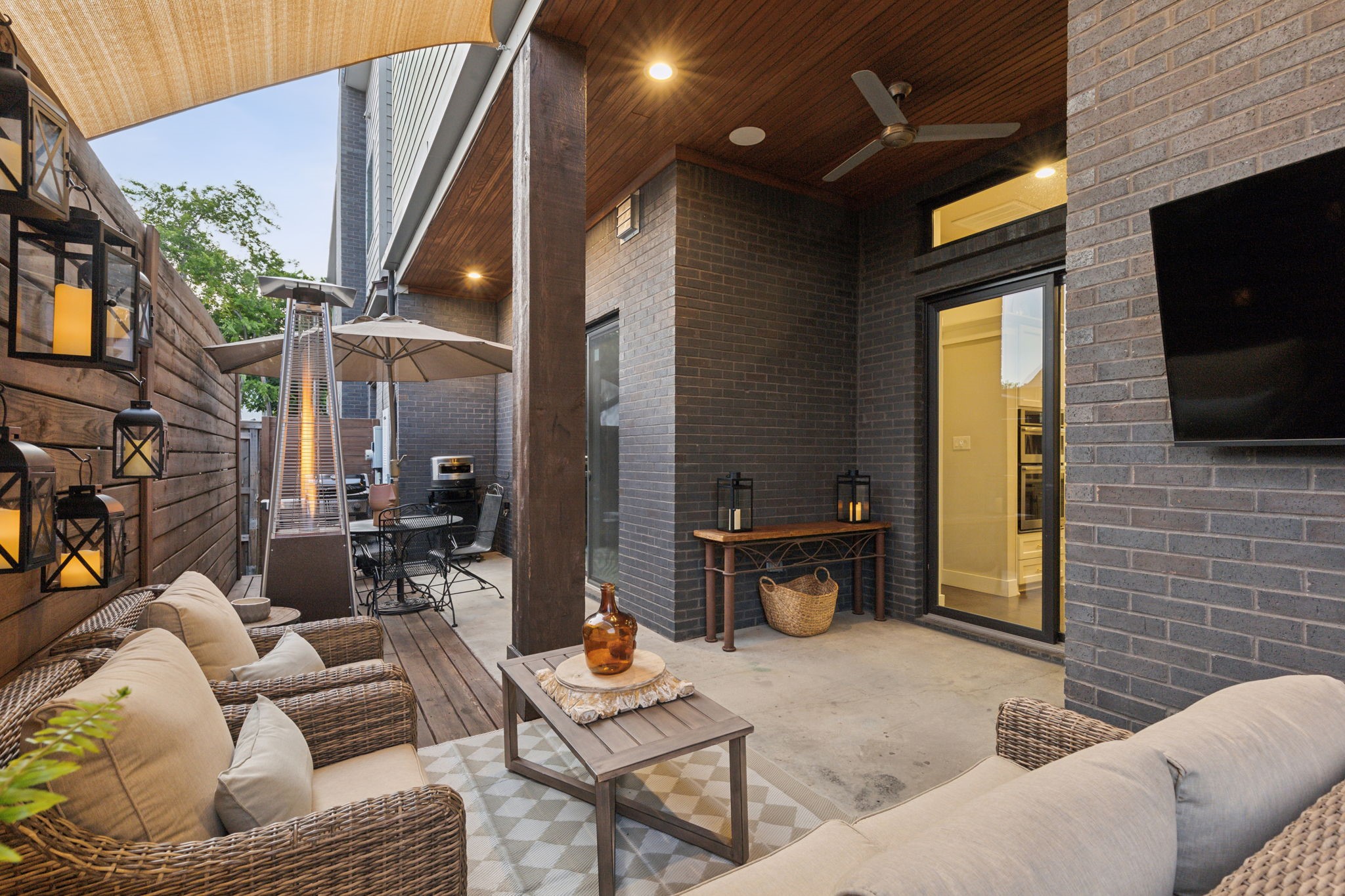 4327 Cabell Drive