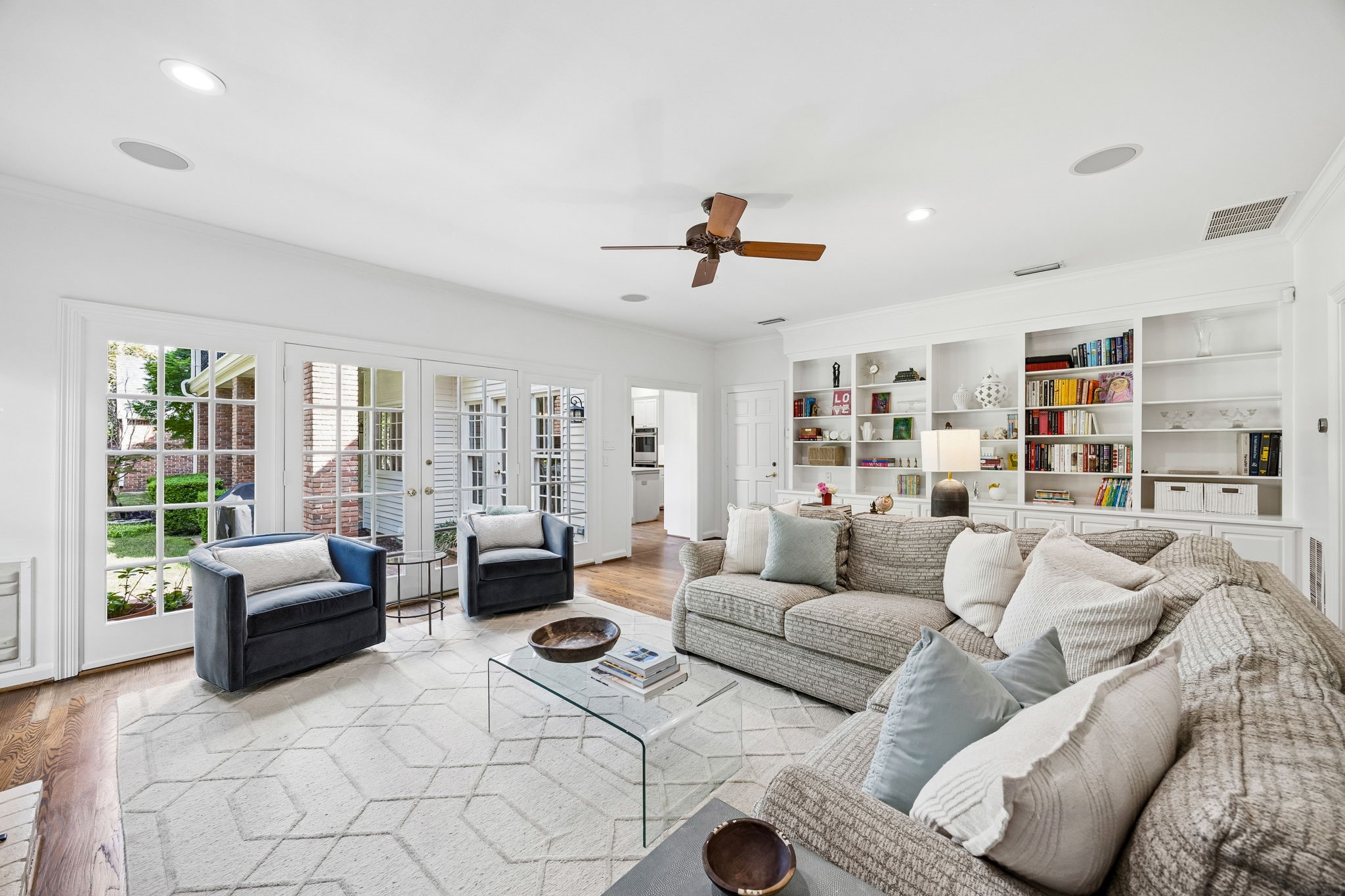 6457 Glendora Avenue