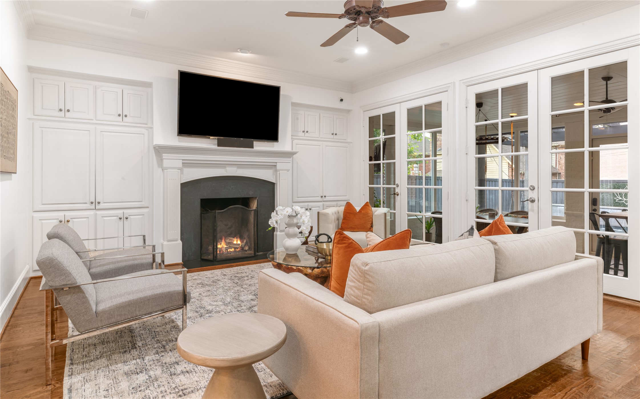 2716 Stanford Avenue