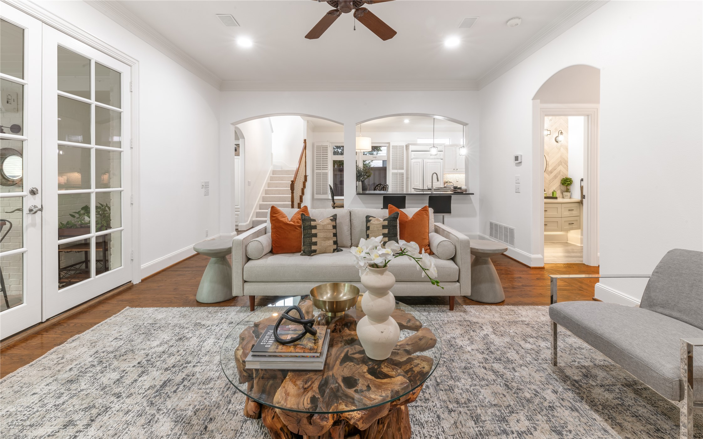 2716 Stanford Avenue