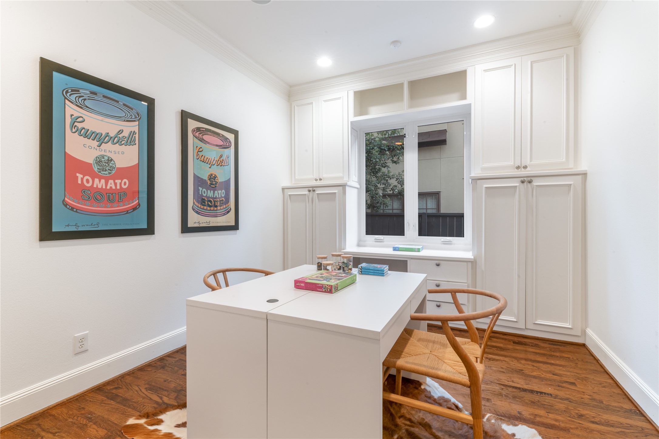 2716 Stanford Avenue