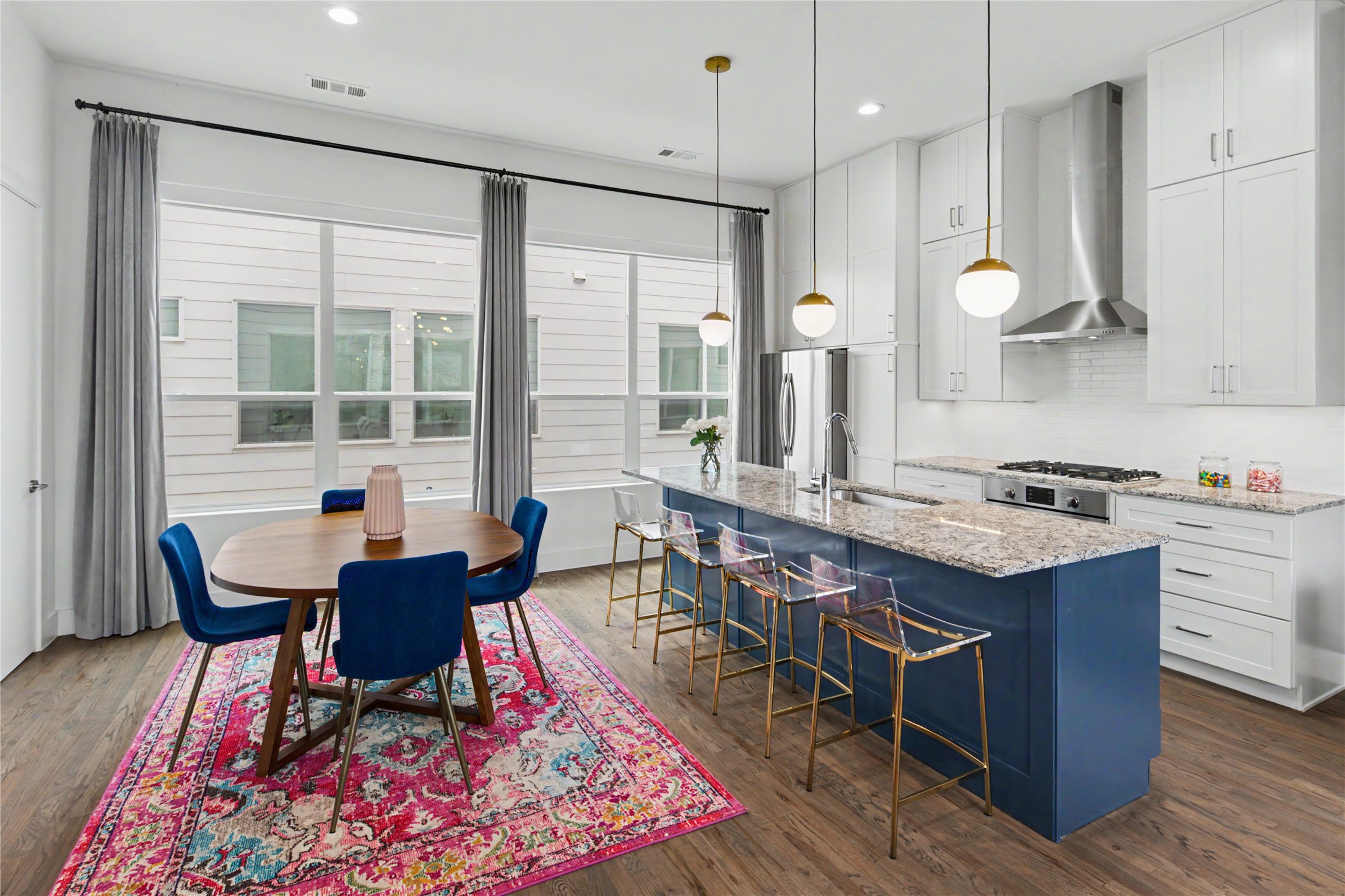 5811 Lindell Avenue 103