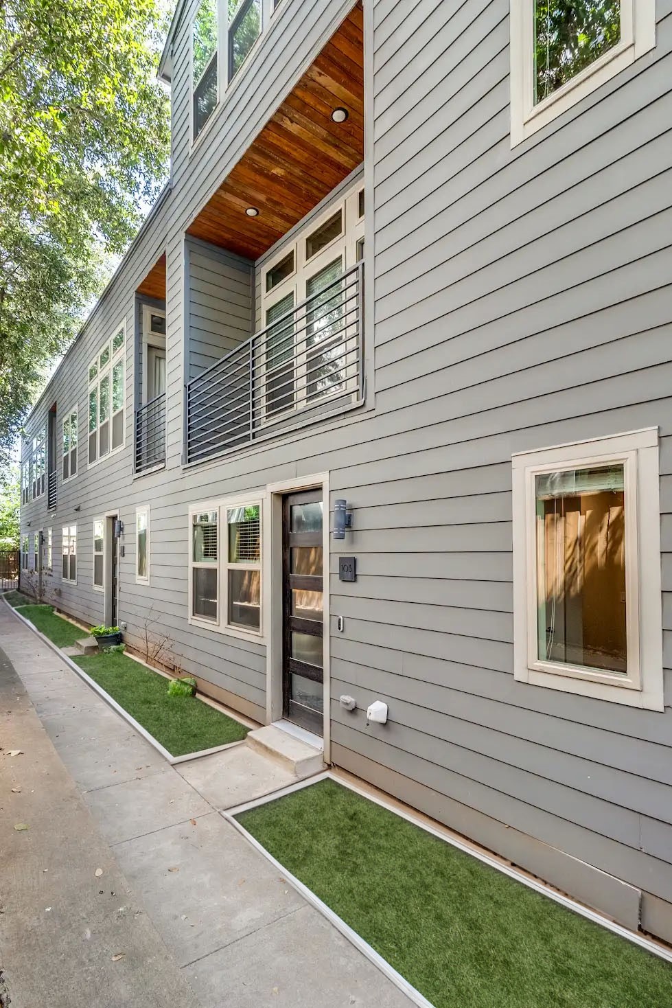3170 Carmel Street 103