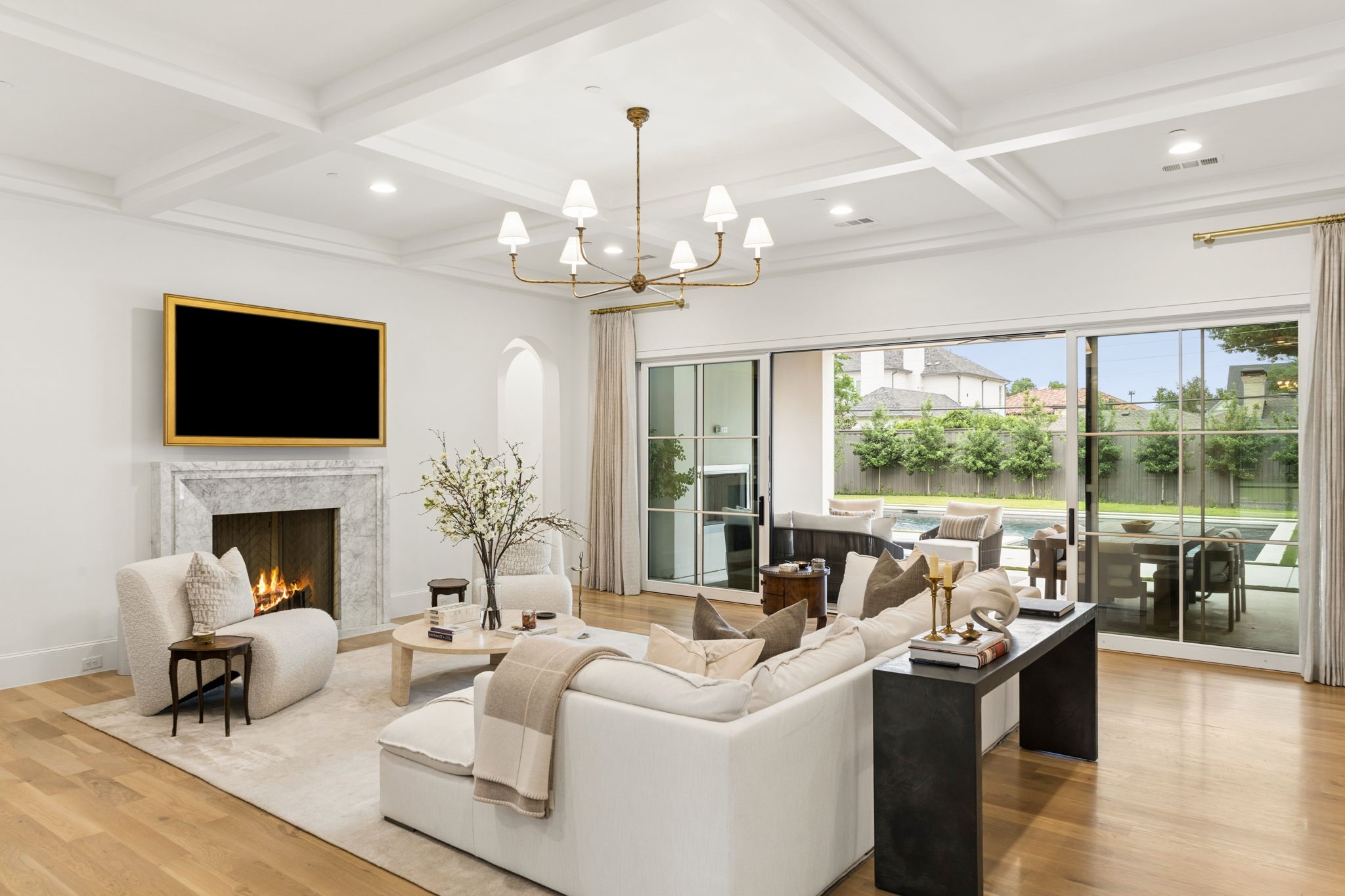 6815 Pemberton Drive